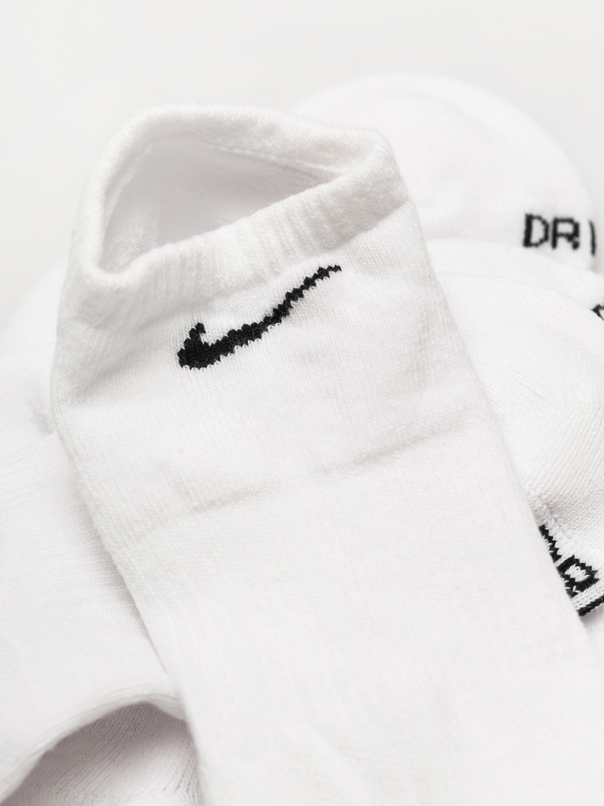 Nike SB Everyday Plus Cushioned Socks (white/black)