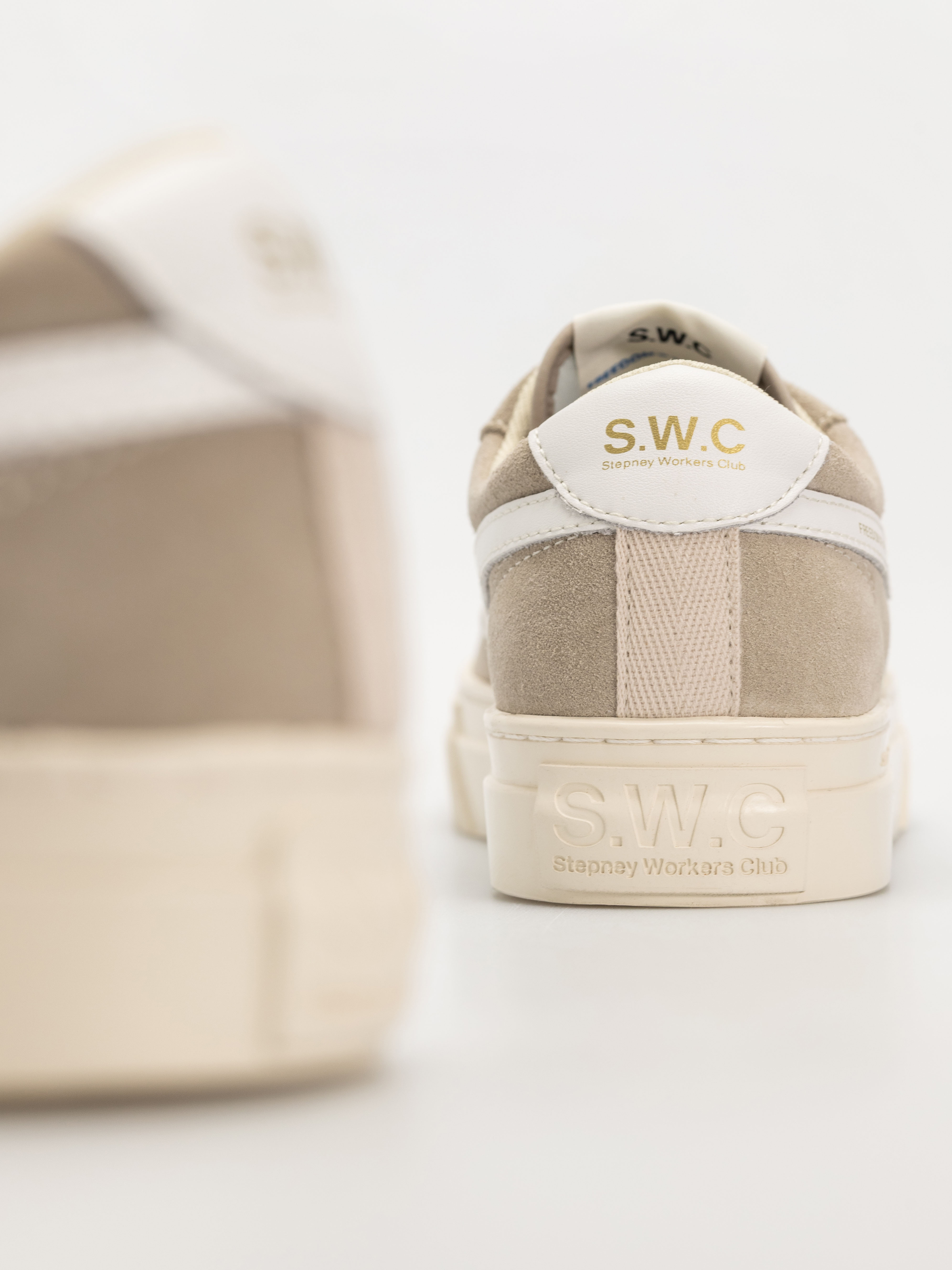 Stepney Workers Club Dellow S-Strike Shoes (suede lt grey/white)