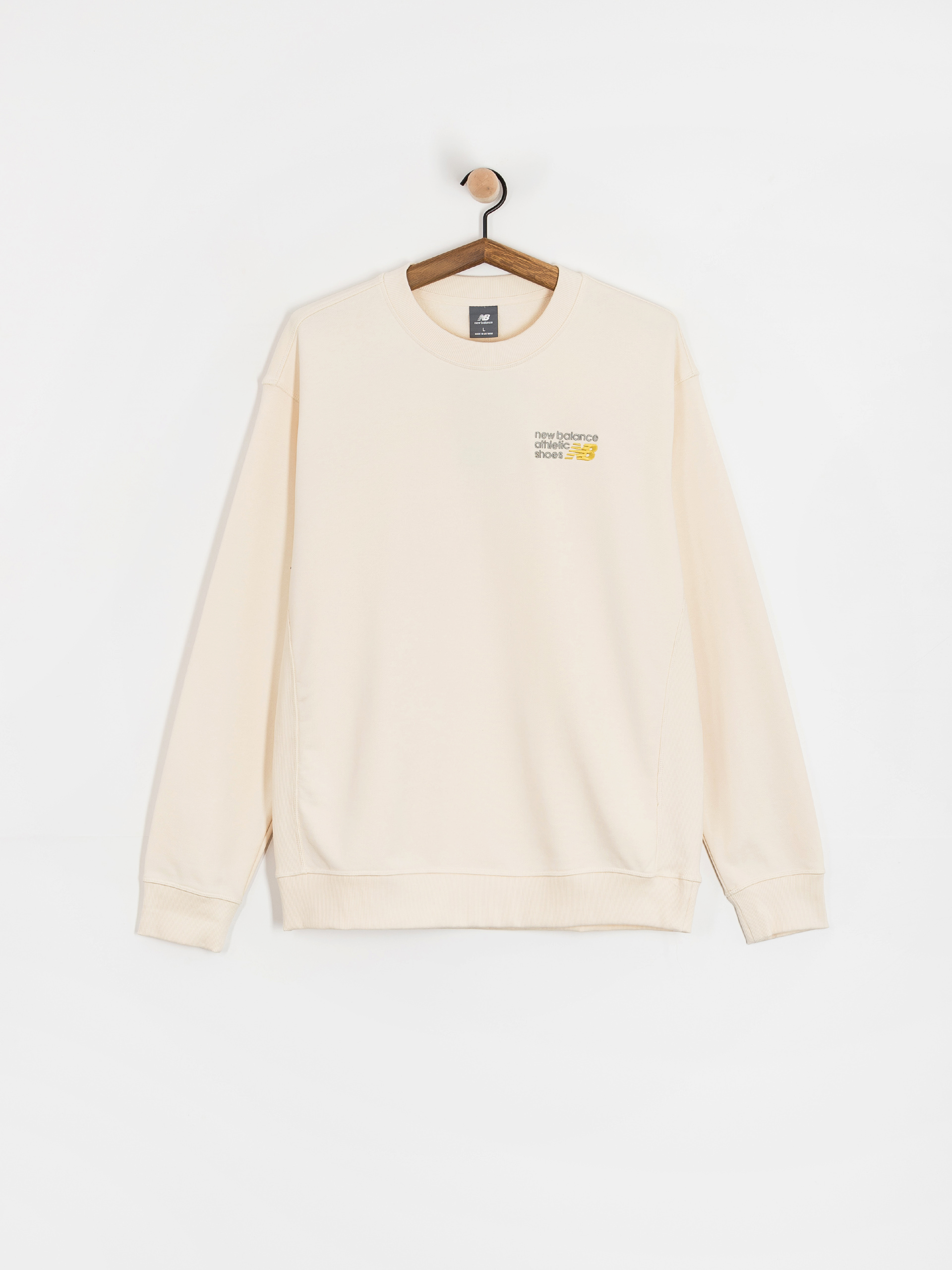 New Balance Athletics Premium Logo Crew Sweatshirt (white)