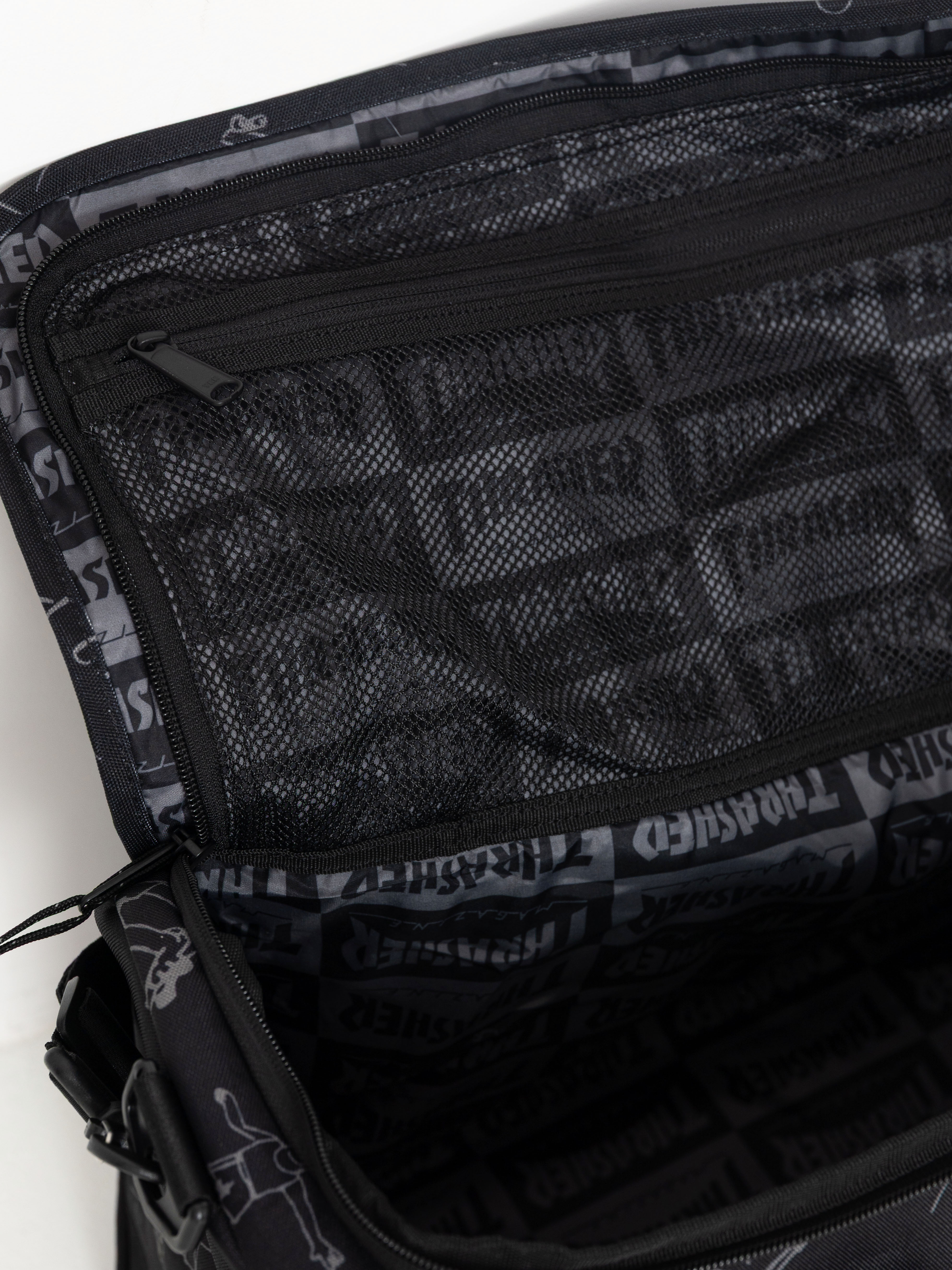 Herschel Supply Co. X Thrasher Gonz Heritage Skate Duffle Tasche (black)