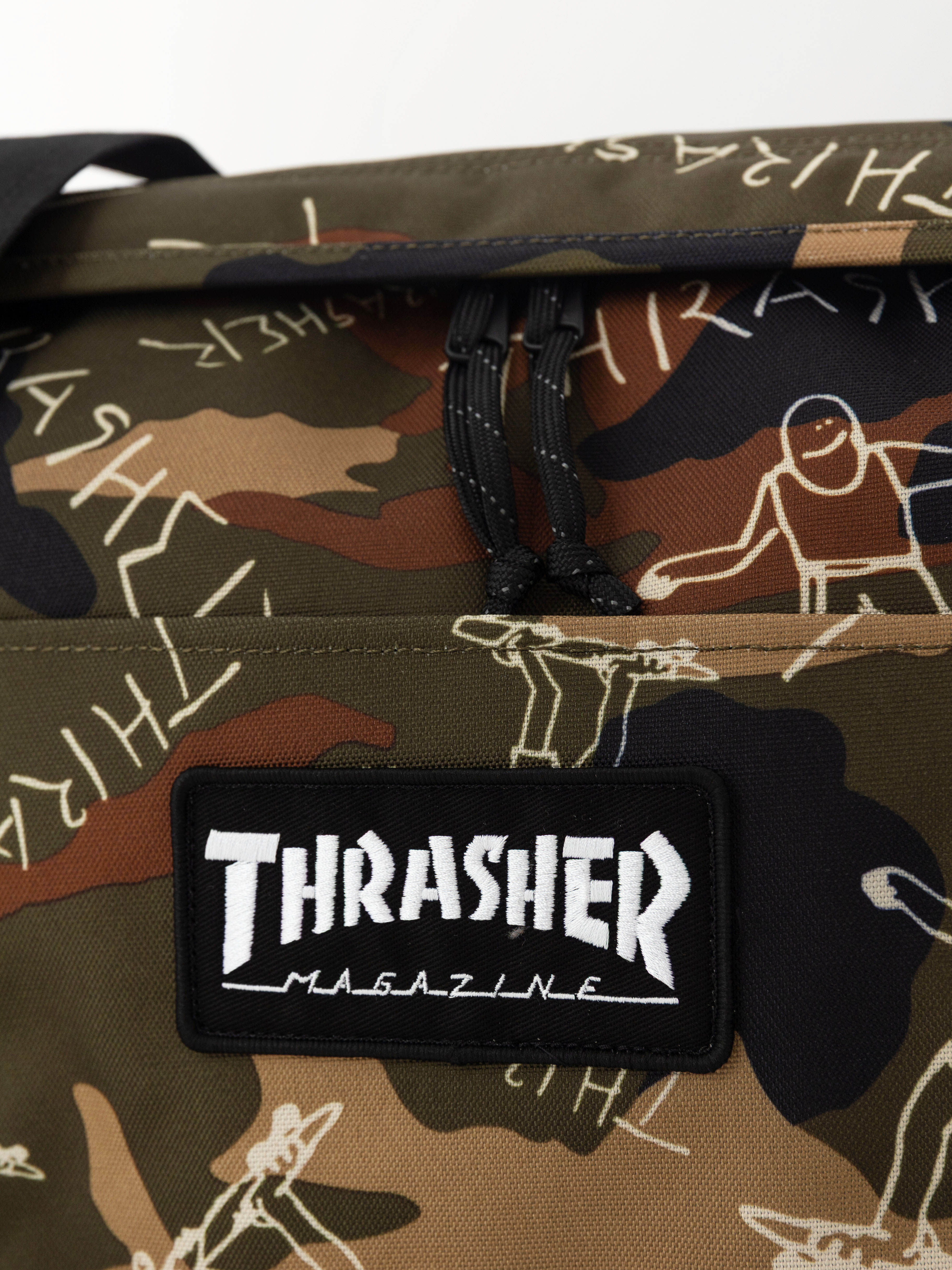 Herschel Supply Co. X Thrasher Gonz Heritage Skate Duffle Tasche (woodland camo)