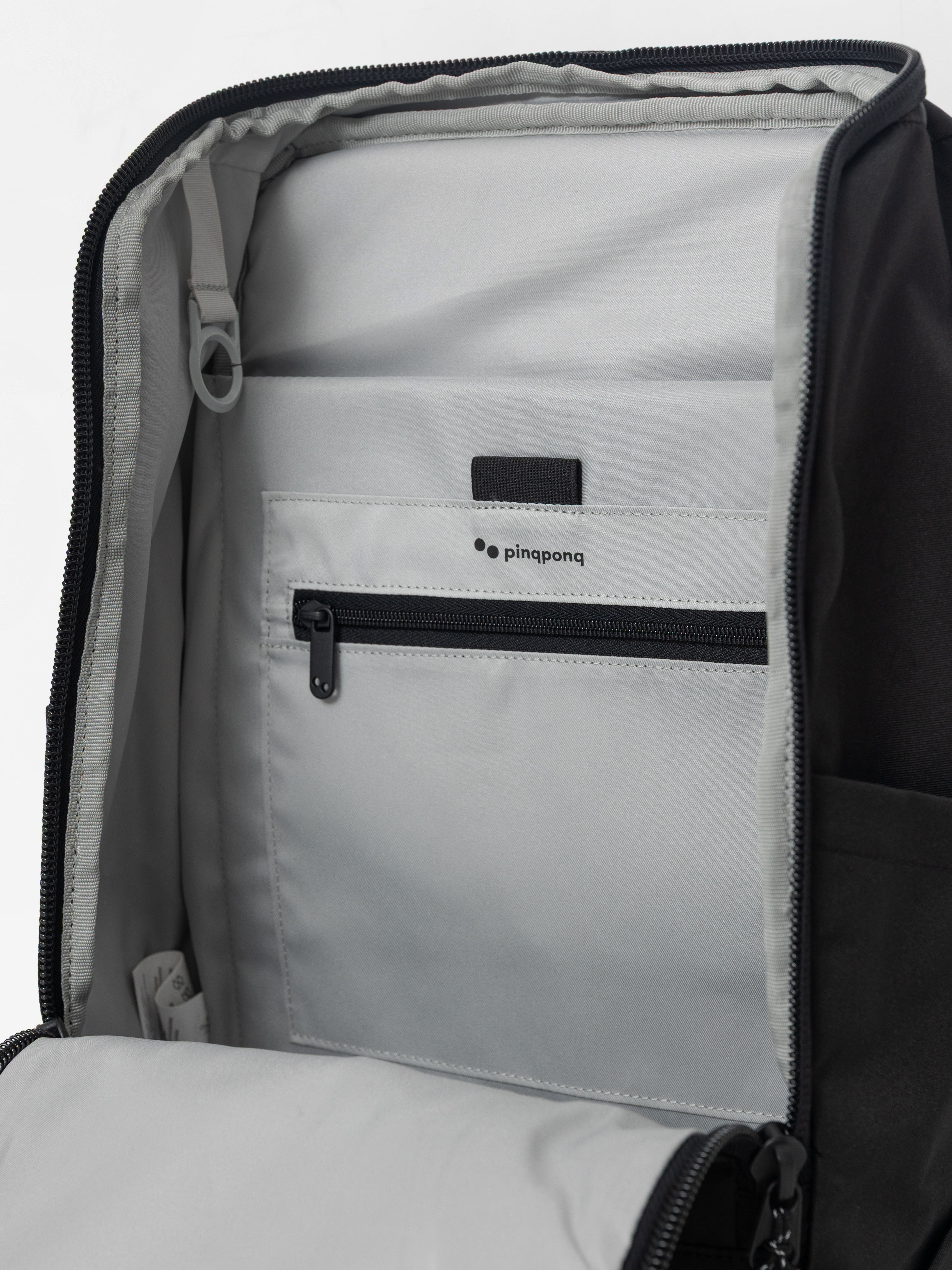 PinqPonq Purik Backpack (rooted black)