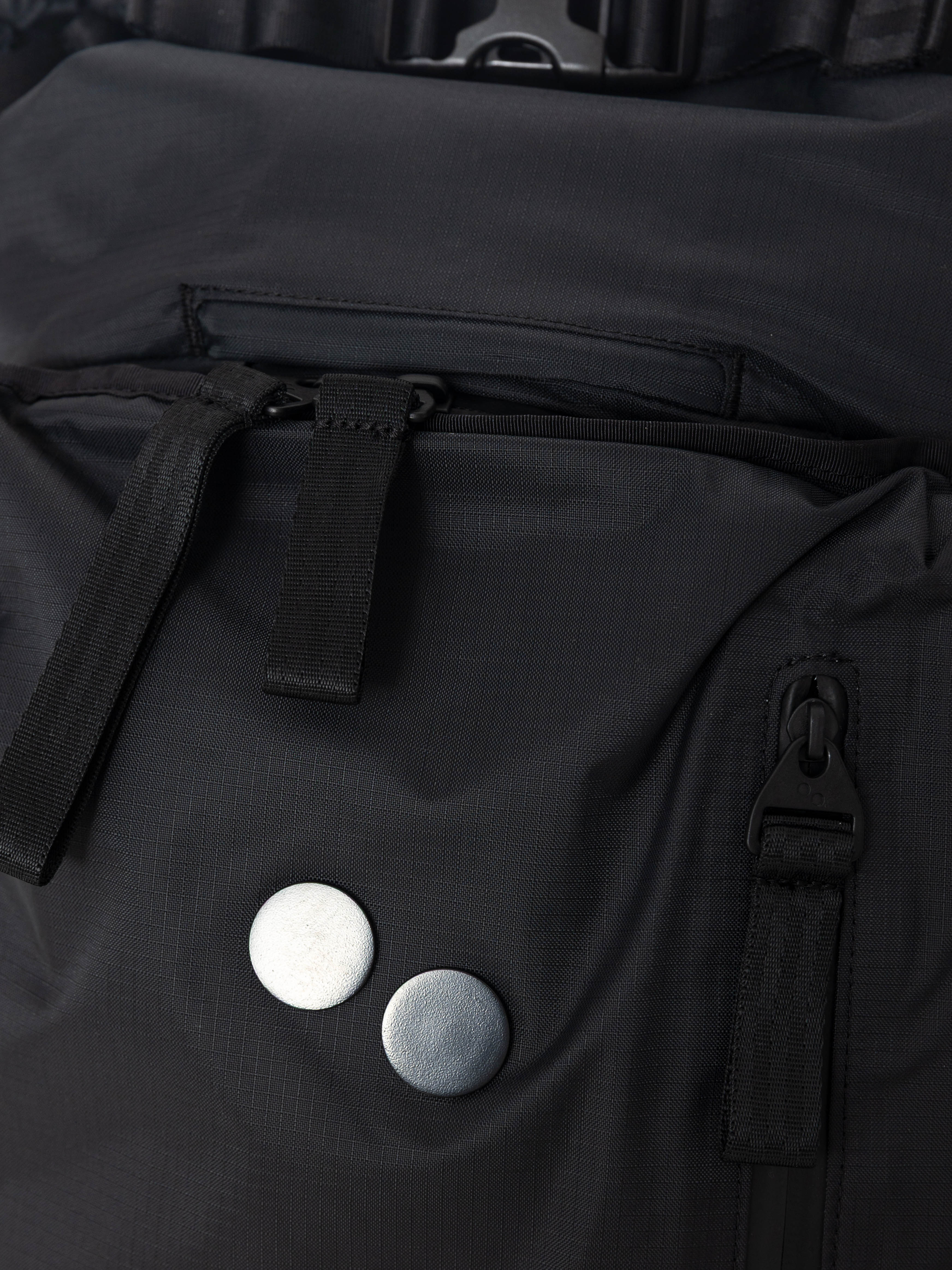 PinqPonq Komut Medium Backpack (pure black)