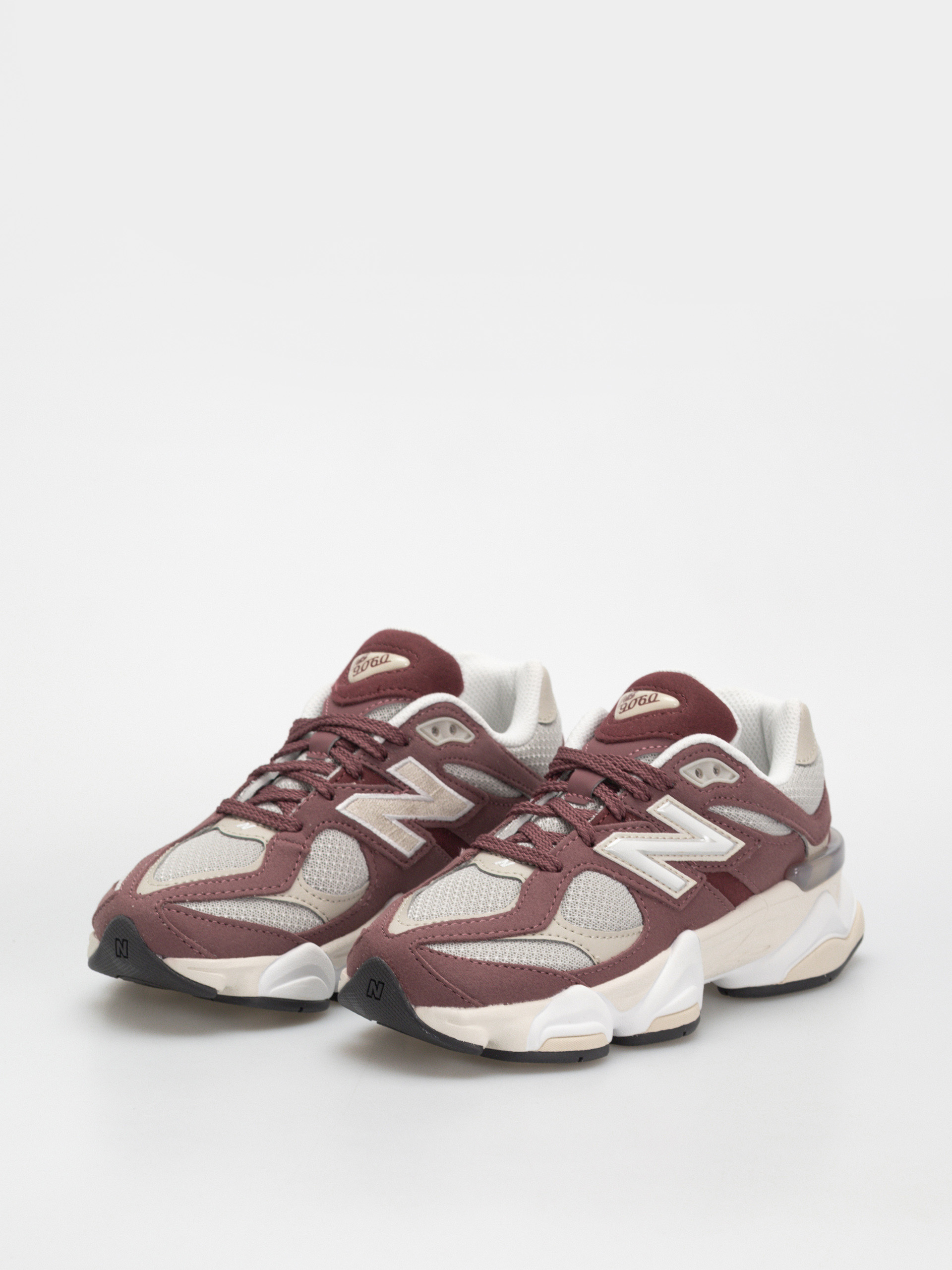 New Balance 9060 JR Schuhe (washed burgundy)
