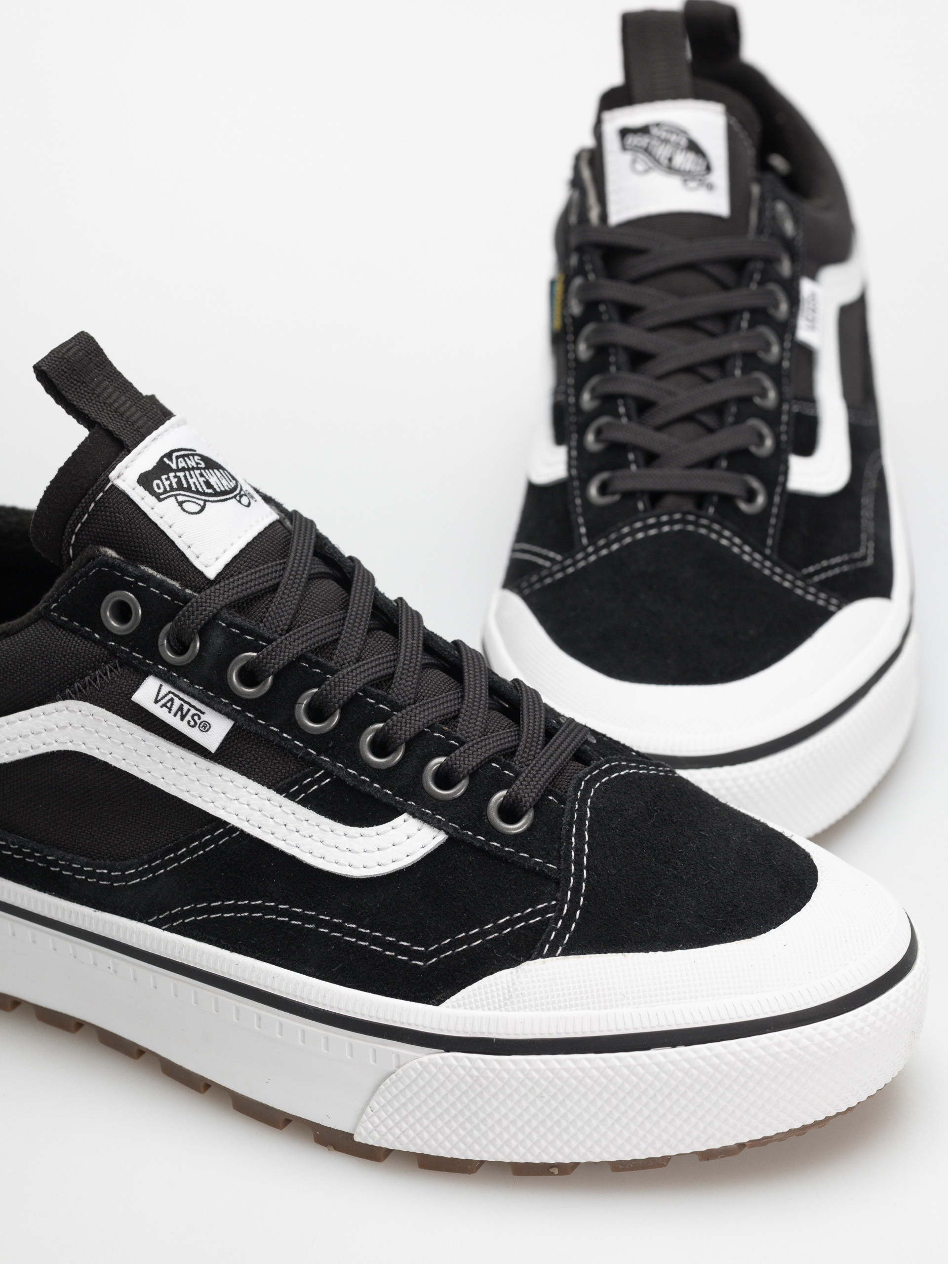 Vans Mte Old Skool Waterproof Insulated Schuhe (black/white)