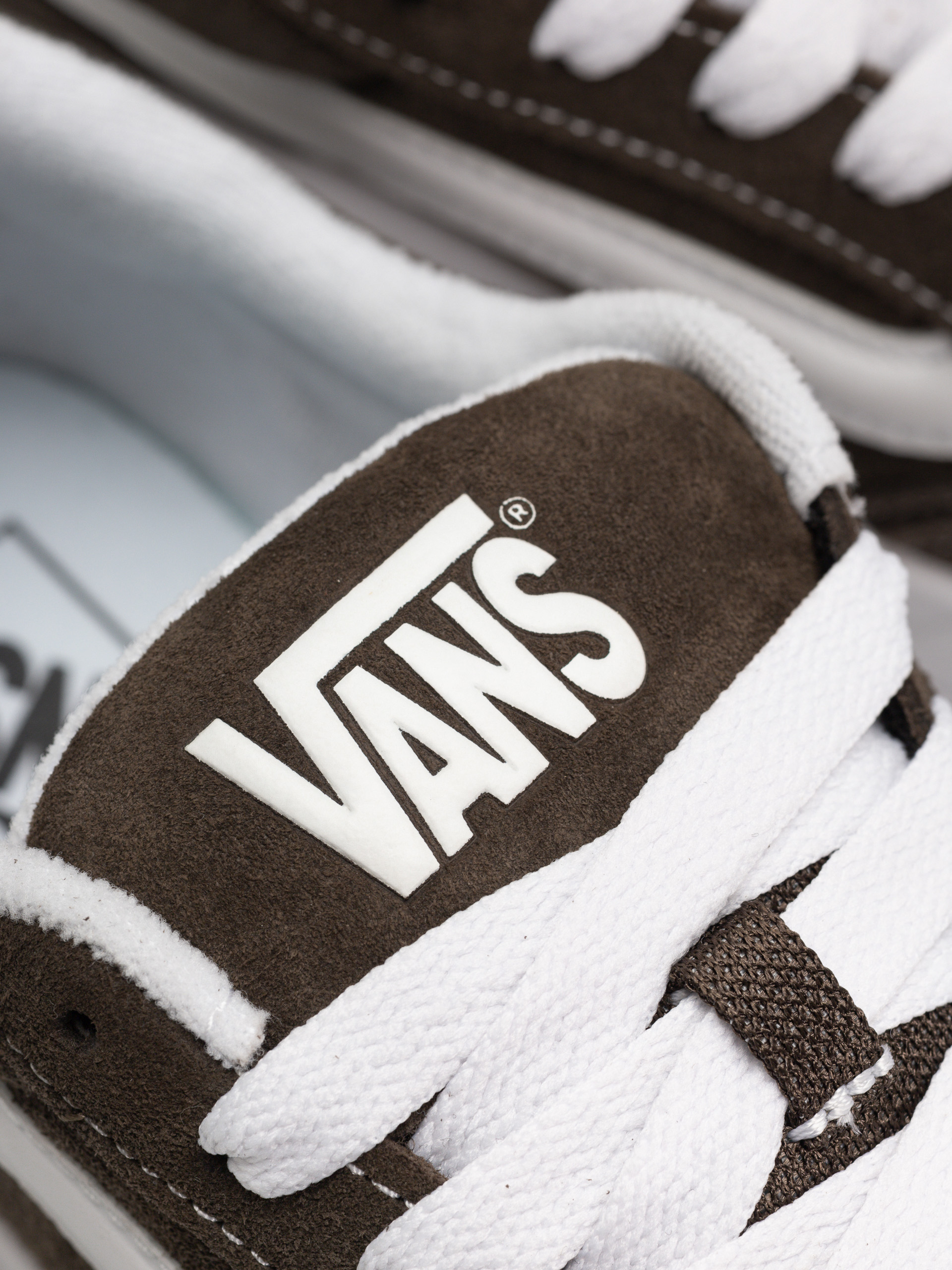 Vans Hylane Schuhe (suede brown)