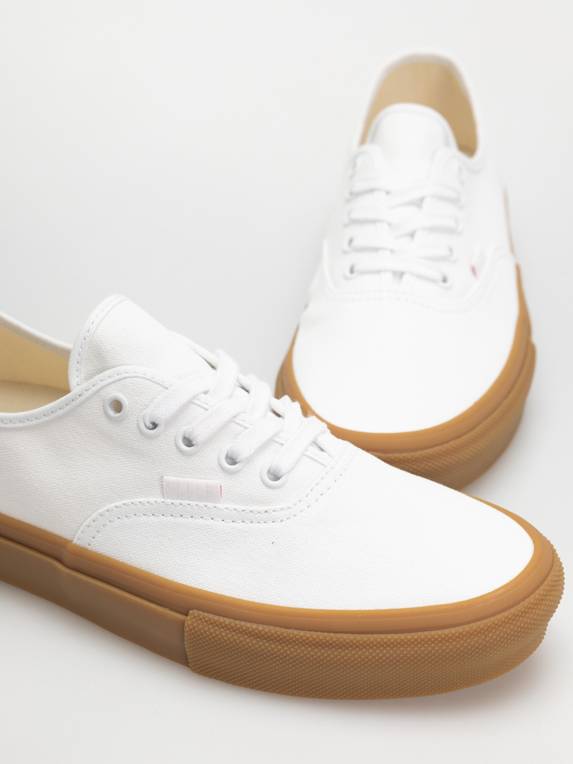Vans Skate Authentic Shoes (white/gum)