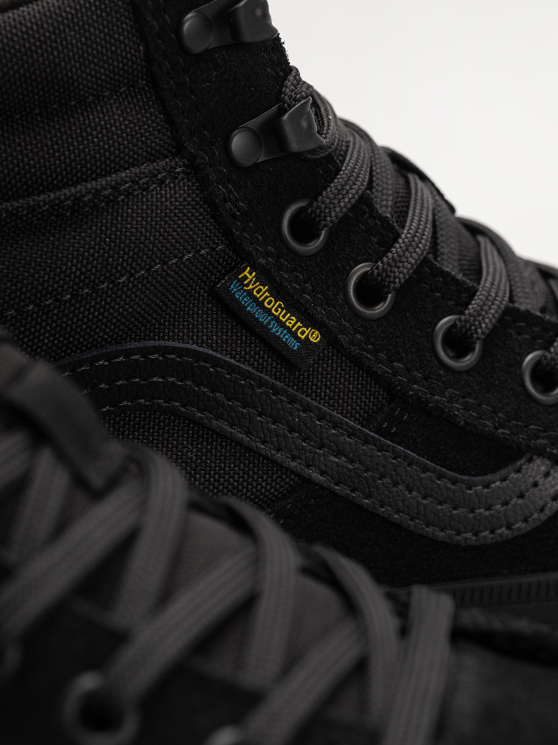 Vans Mte Sk8 Hi Waterproof Insulated Schuhe (black/black)