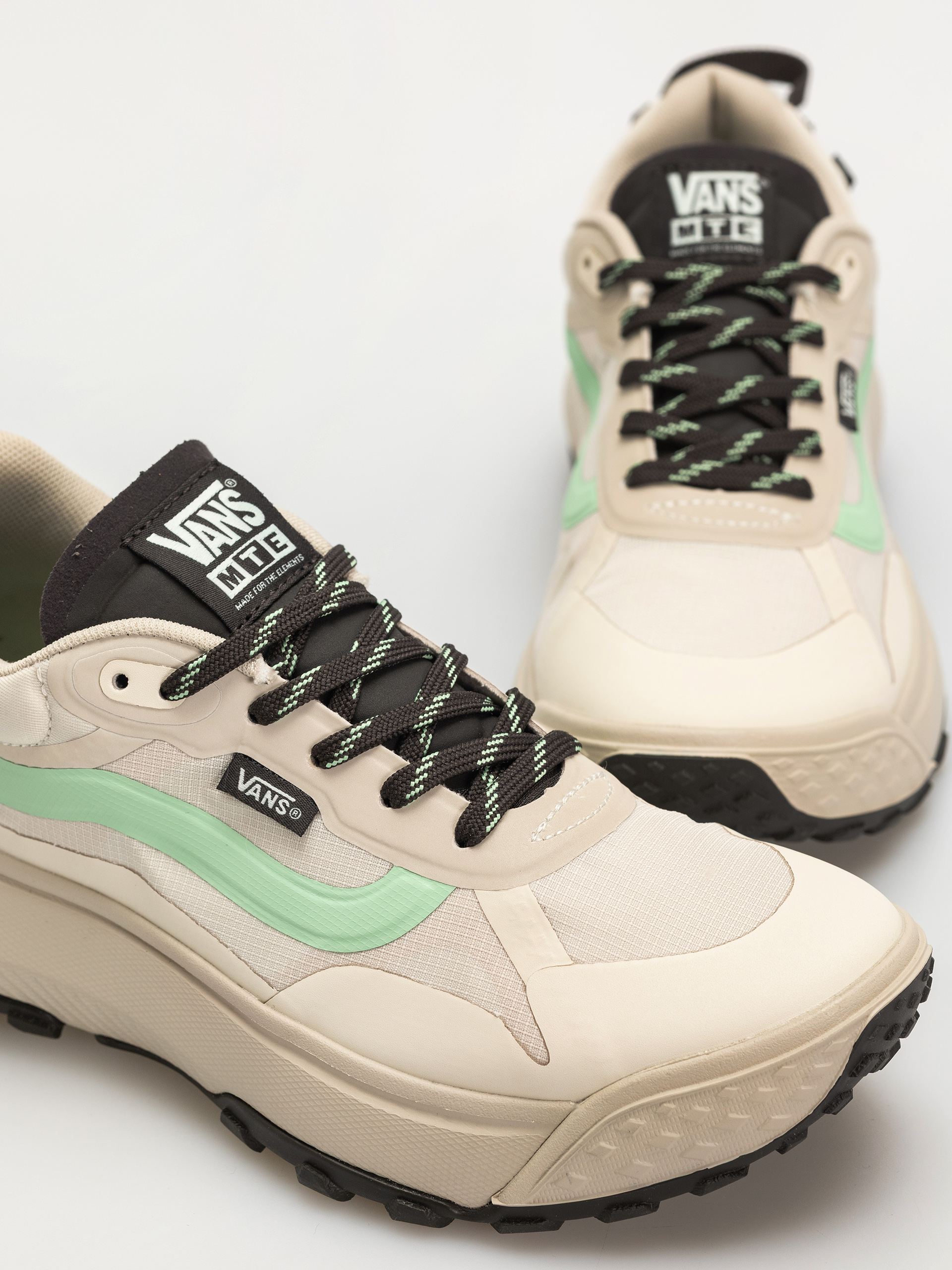 Vans Mte Crosspath Schuhe (white/multi)