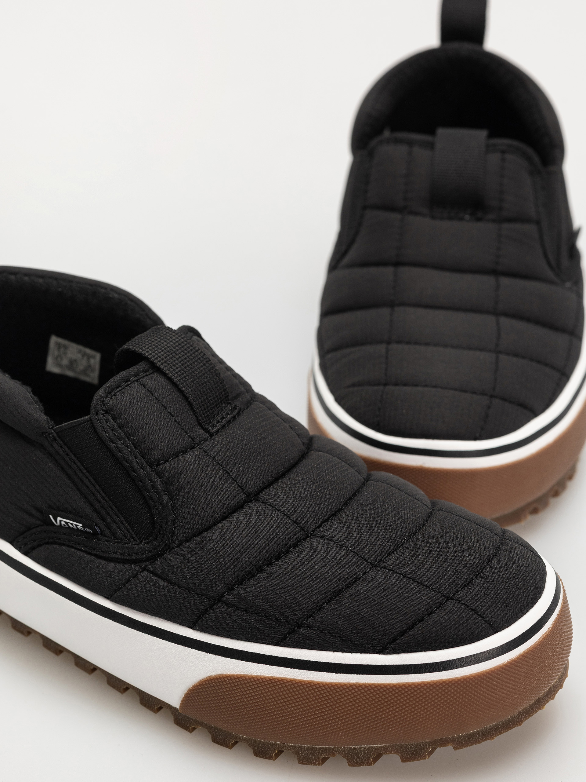 Vans Mte Snow Lodge Slipper Mid Schuhe (quilted black)