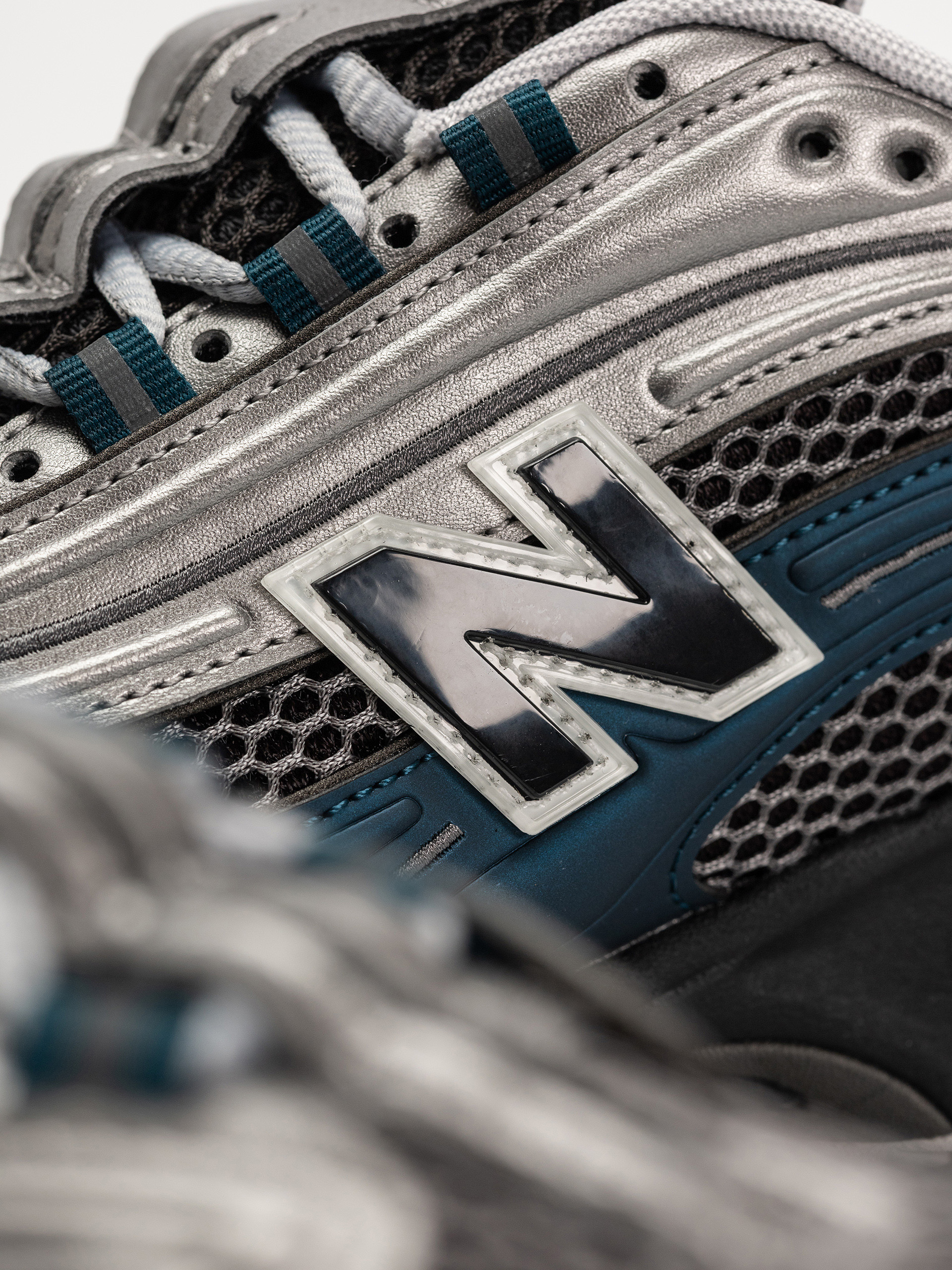 New Balance 1000 Shoes (deep ocean)