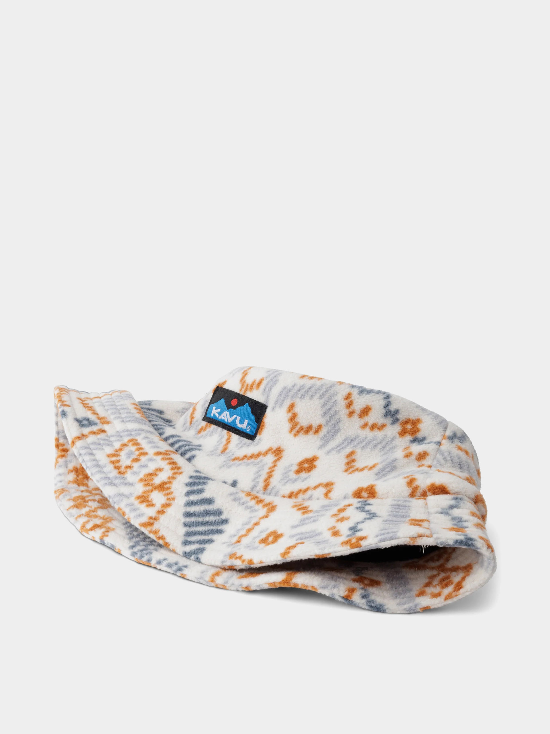 Kavu Hat Port Falls (winter holiday)