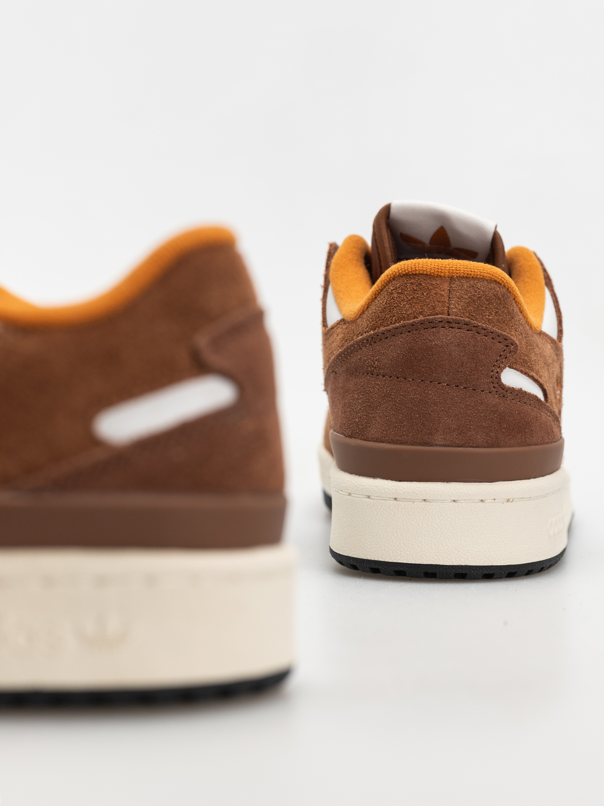 adidas Forum 84 Low Adv Schuhe (crywht/cblack/rusora)