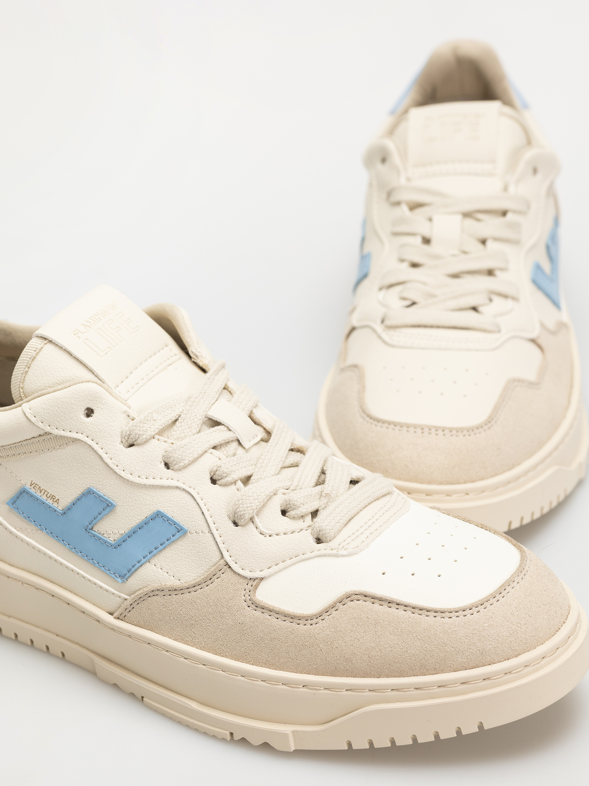 Flamingos Life Ventura Shoes (sky cream)