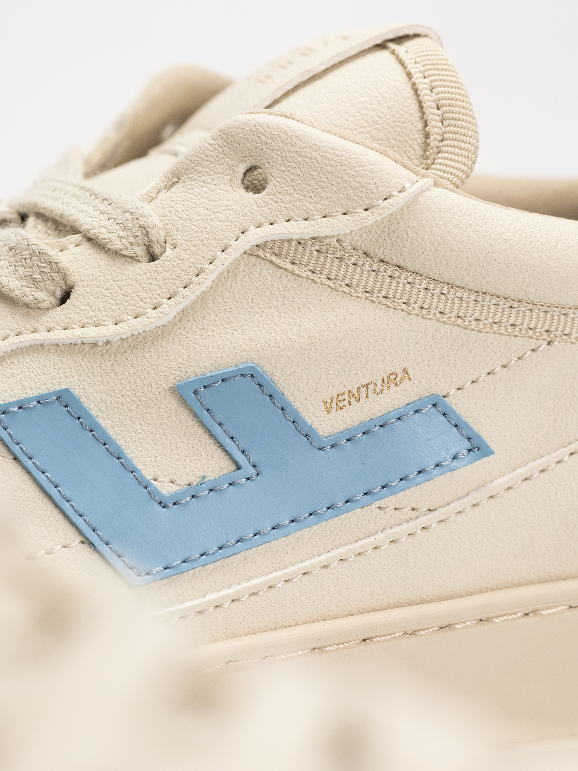 Flamingos Life Ventura Shoes (sky cream)