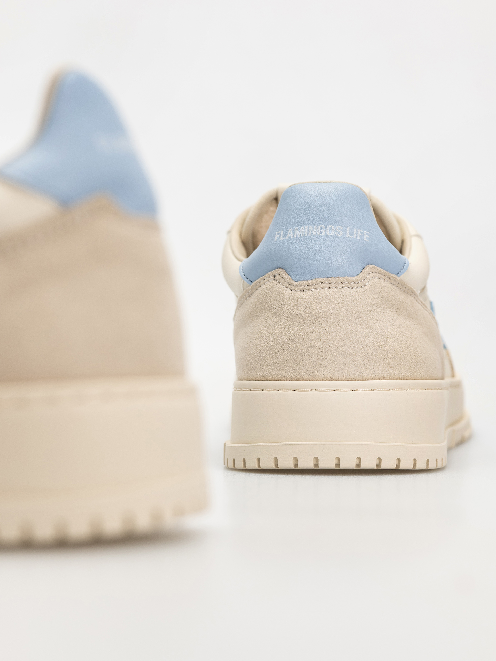 Flamingos Life Ventura Shoes (sky cream)
