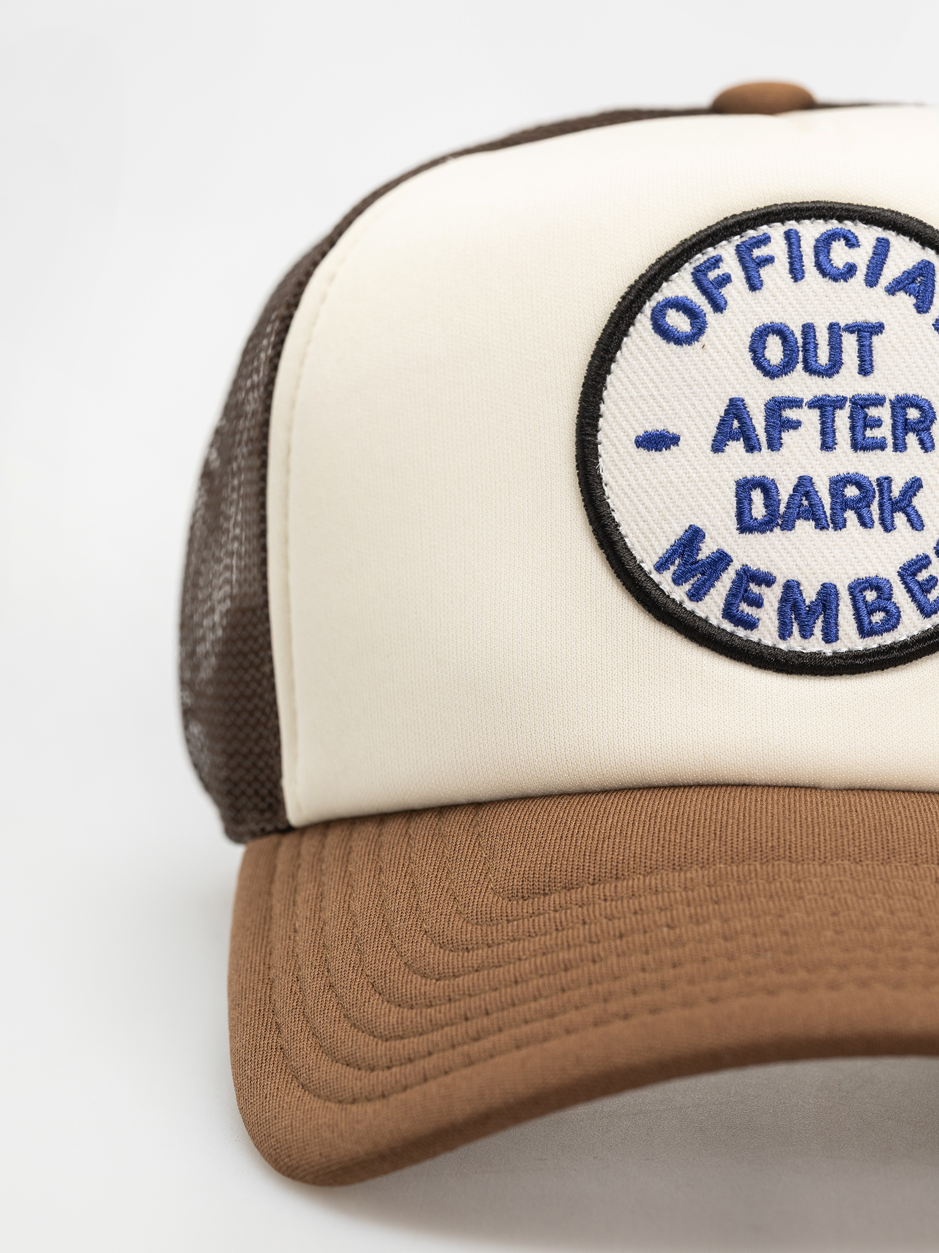 Brixton Cap Out After Dark Np Trucker H Wmn (pinecone brown/whitecap)