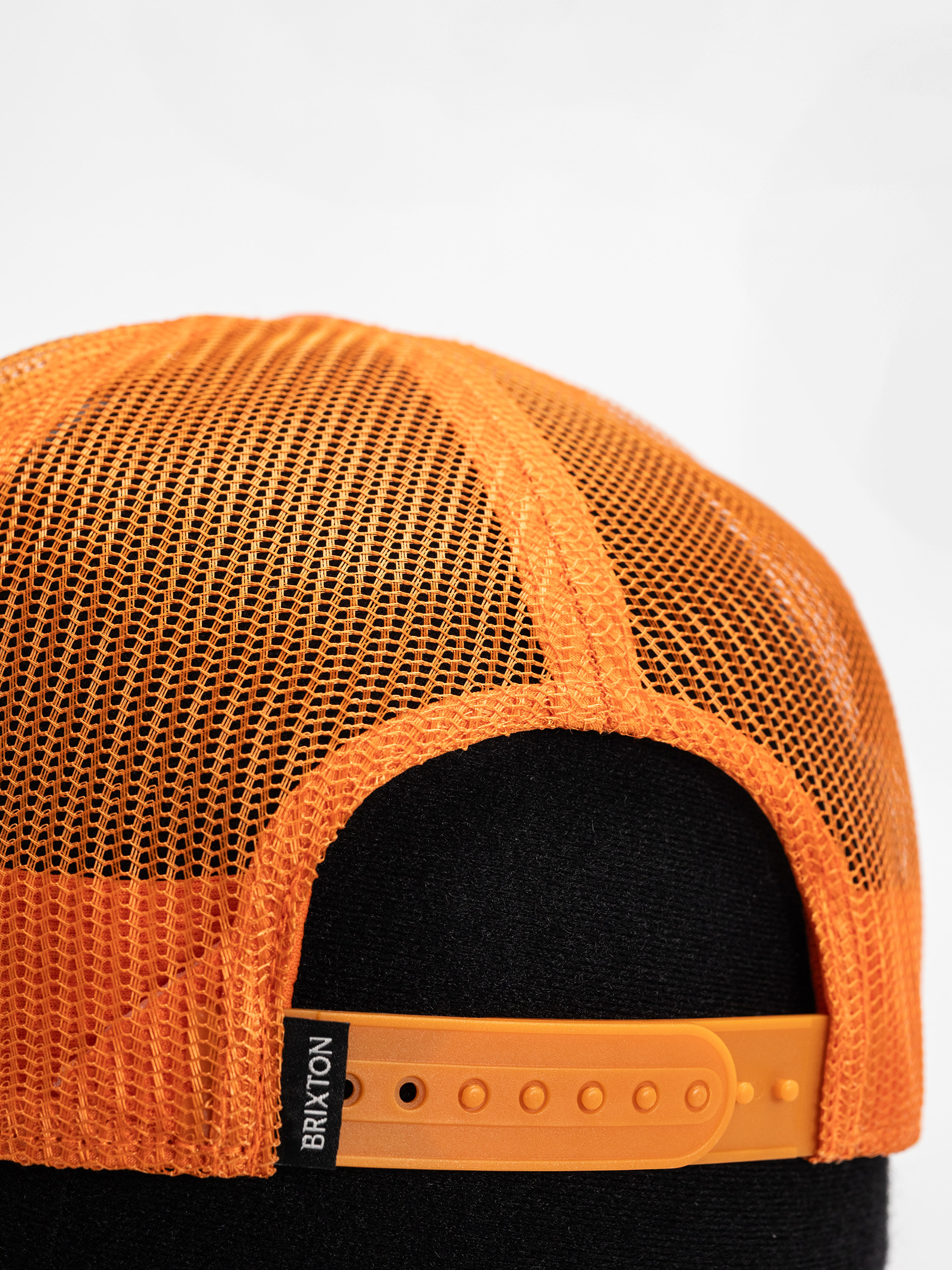 Brixton Cap Out After Dark Np Trucker H Wmn (tangerine/off white)