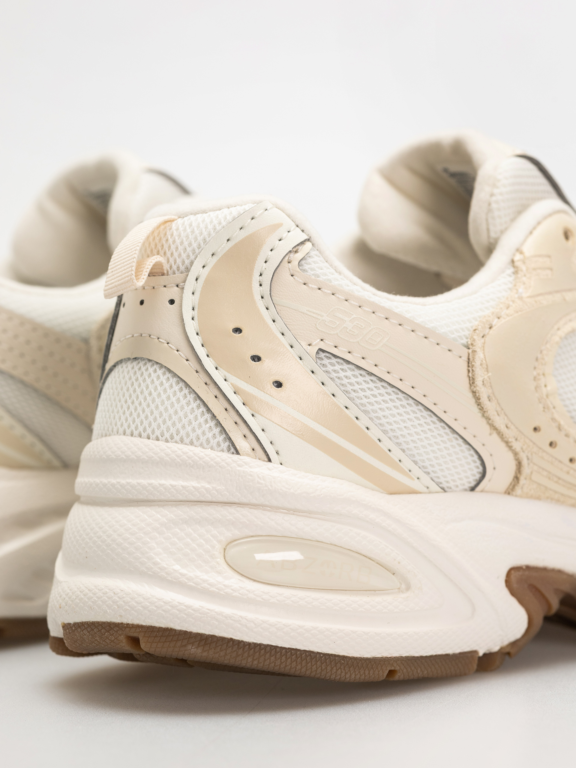 New Balance 530 JR Shoes (bisque)