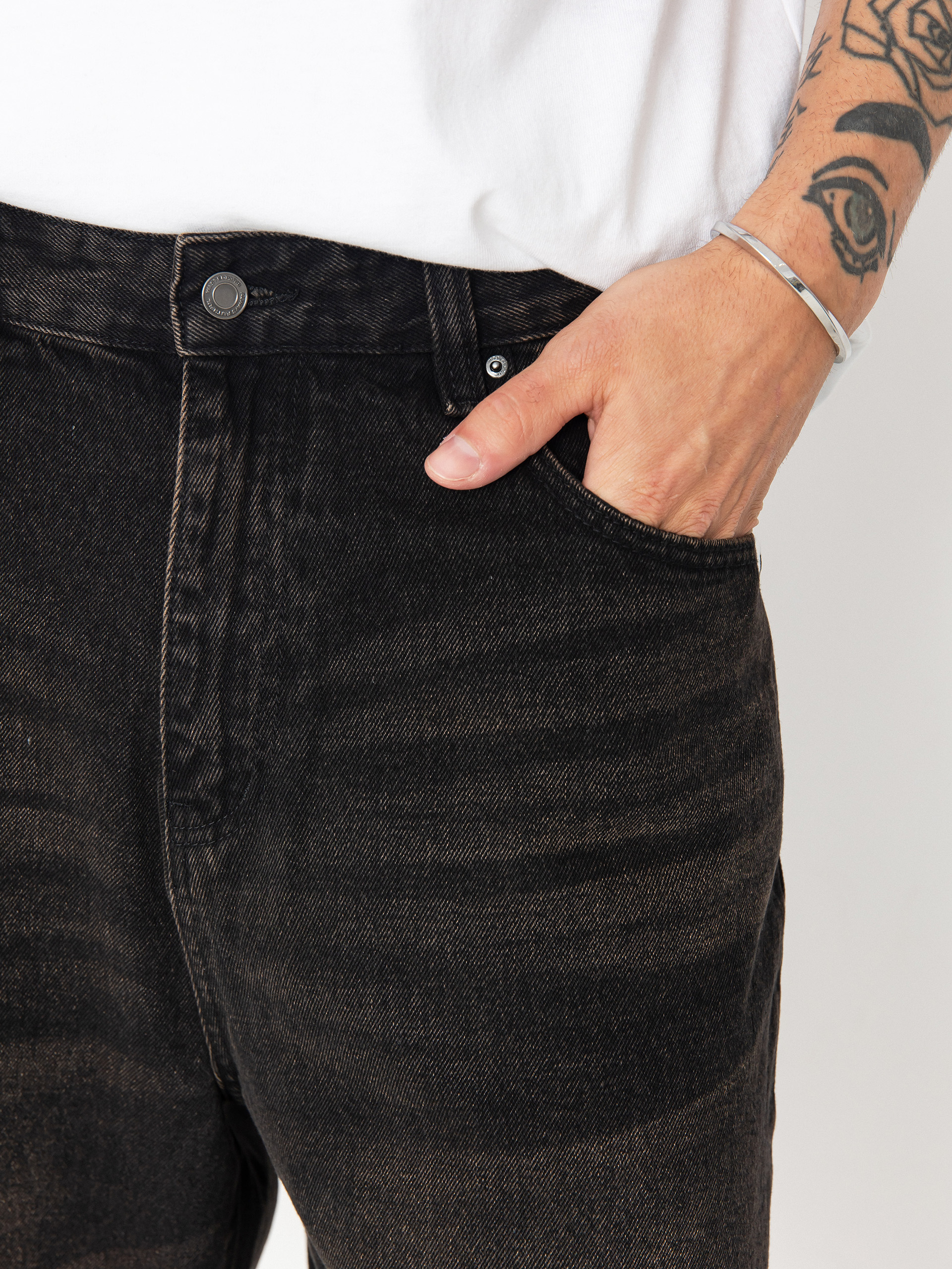 Wasted Paris Sandblast Casper Shorts (faded black)