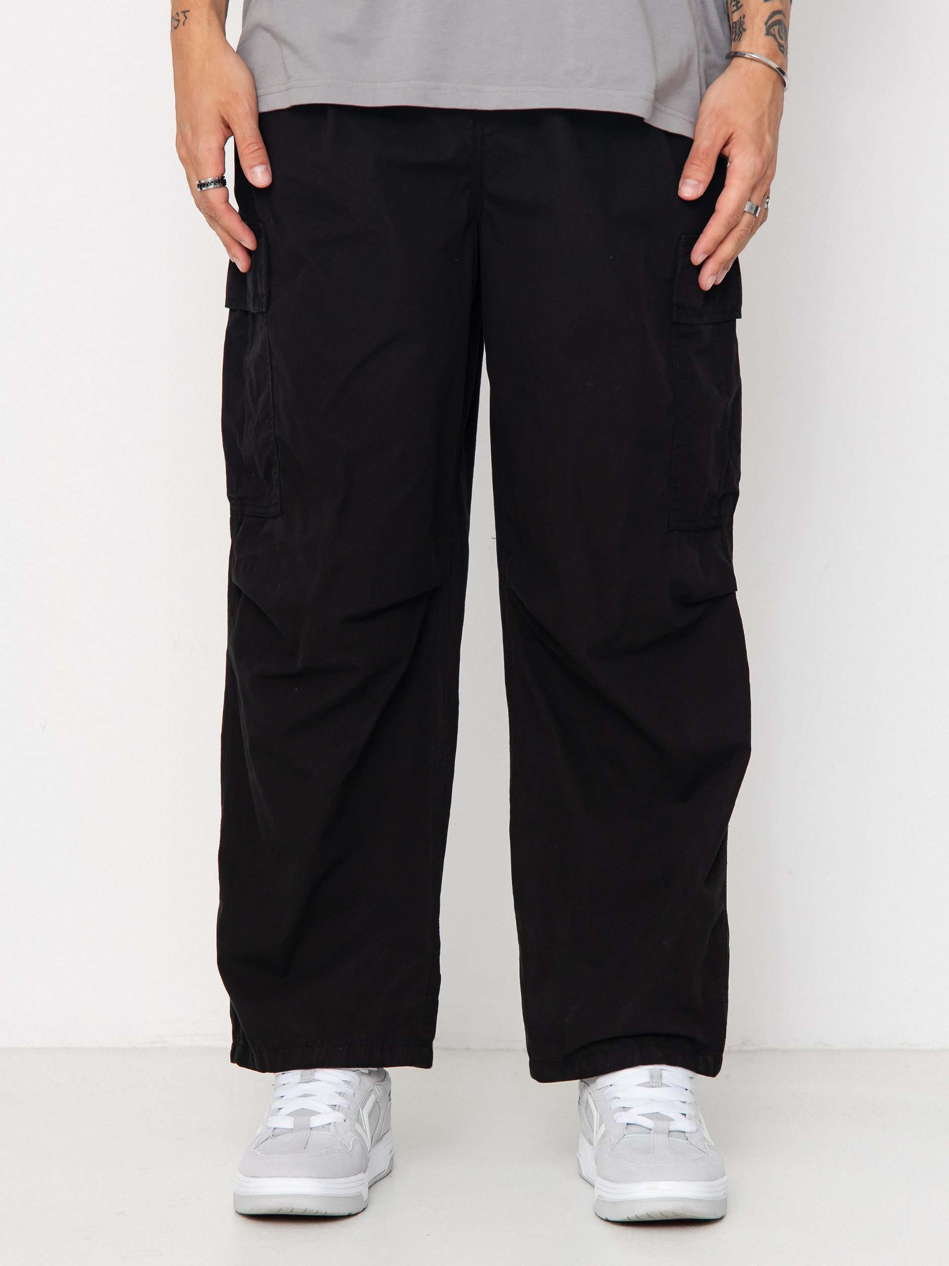 Carhartt WIP Cole Cargo Hose (black/garment dyed)
