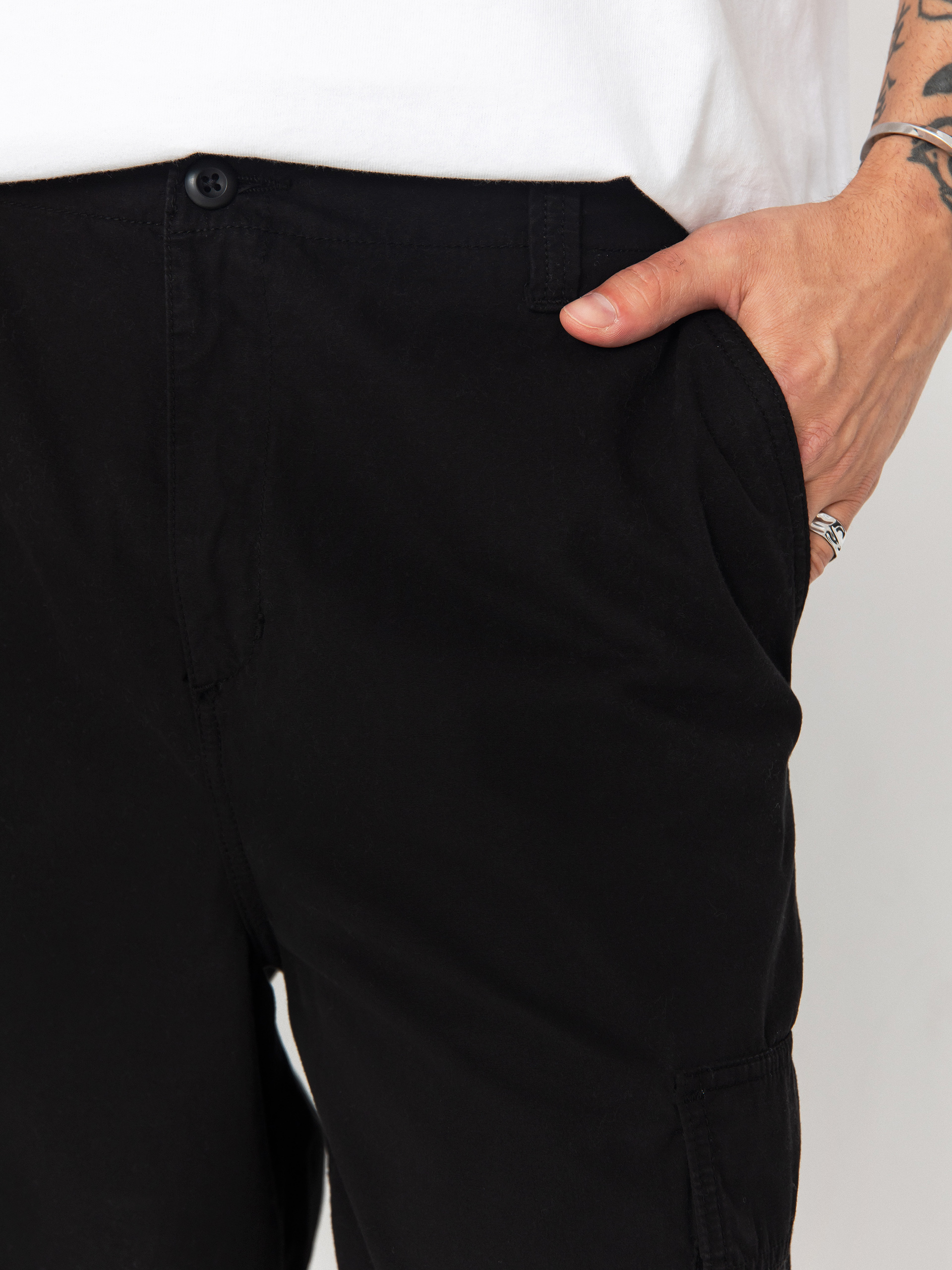 Carhartt WIP Kade Cargo Pants (black/garment dyed)