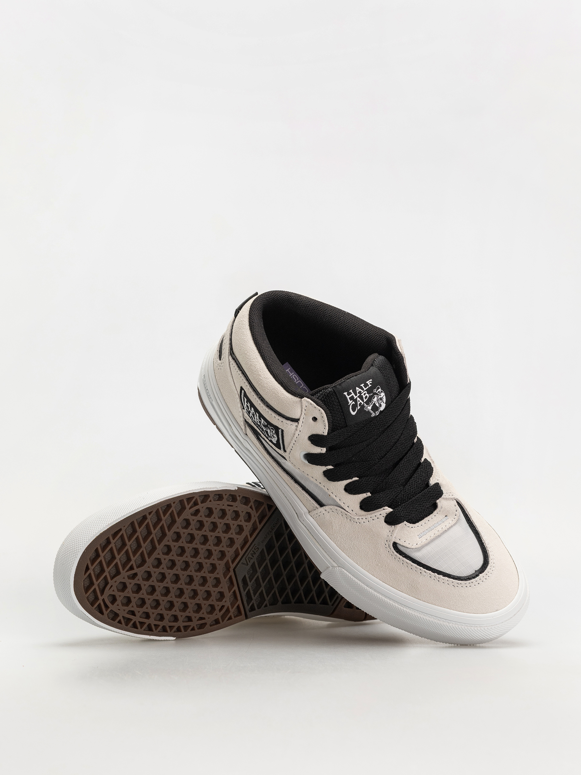 Vans Skate Half Cab Wafflecup Shoes (white/black)