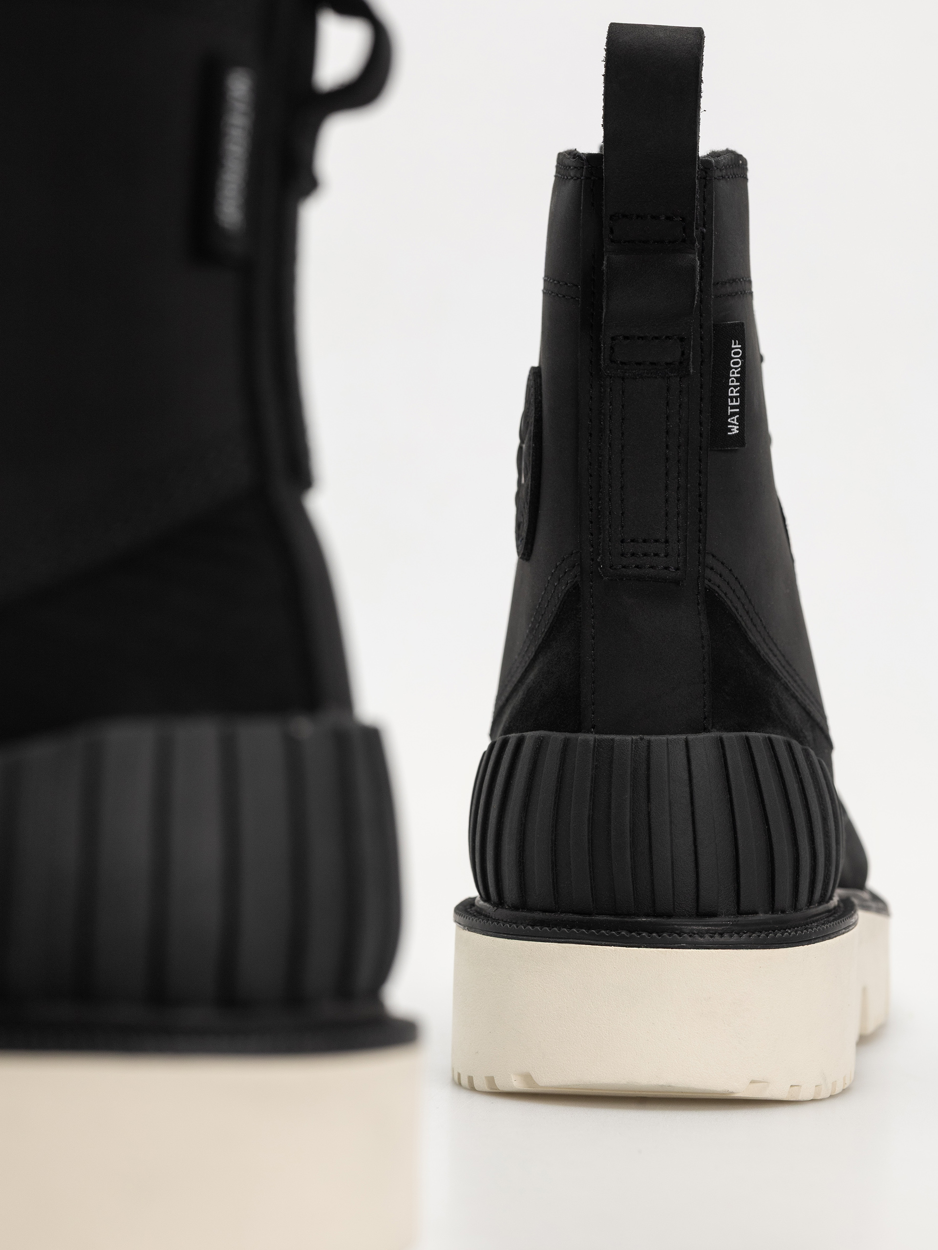 Converse Shoes Chuck 70 Rugged (black)