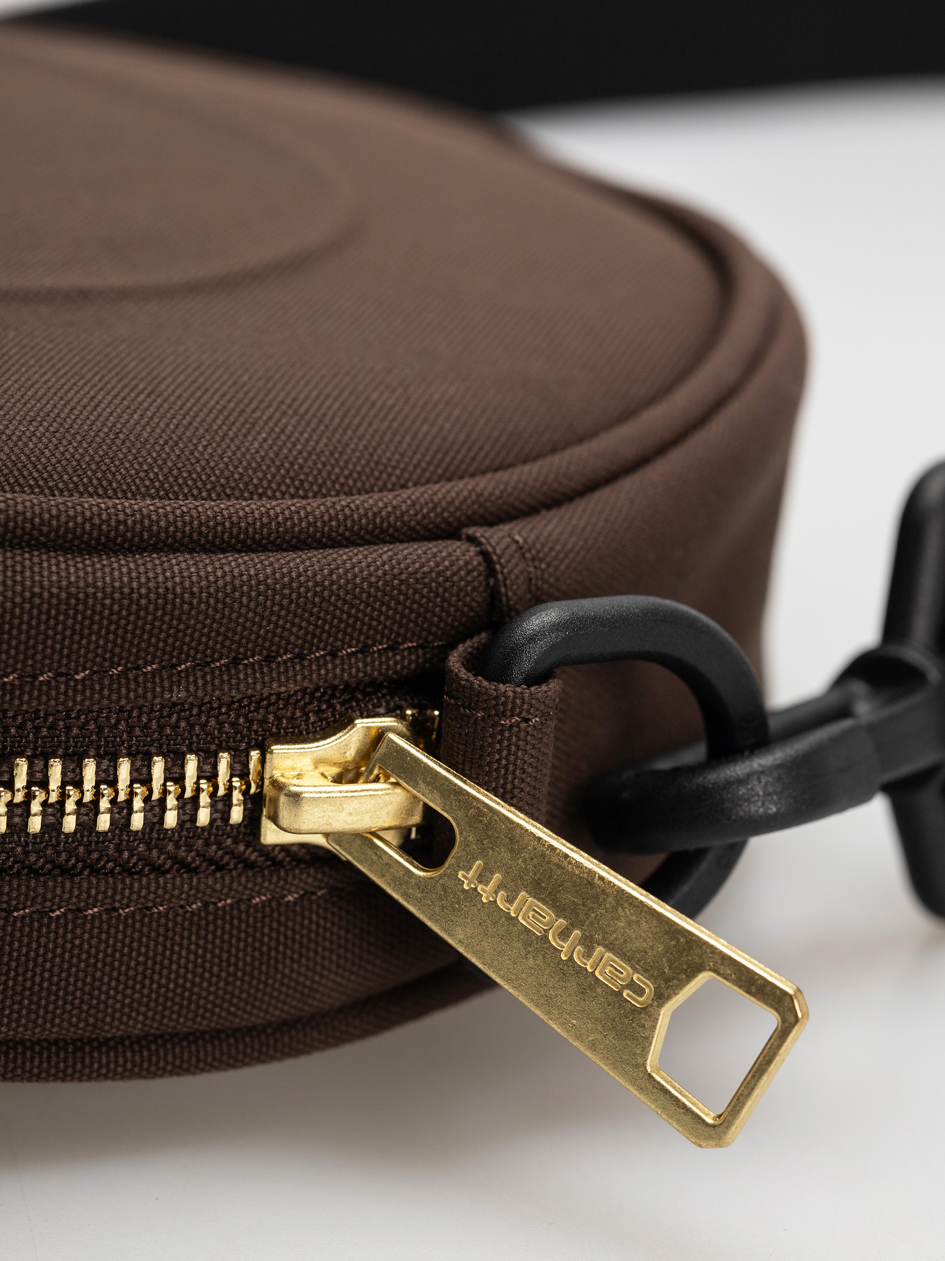 Carhartt WIP Handbag Clarton (tobacco)