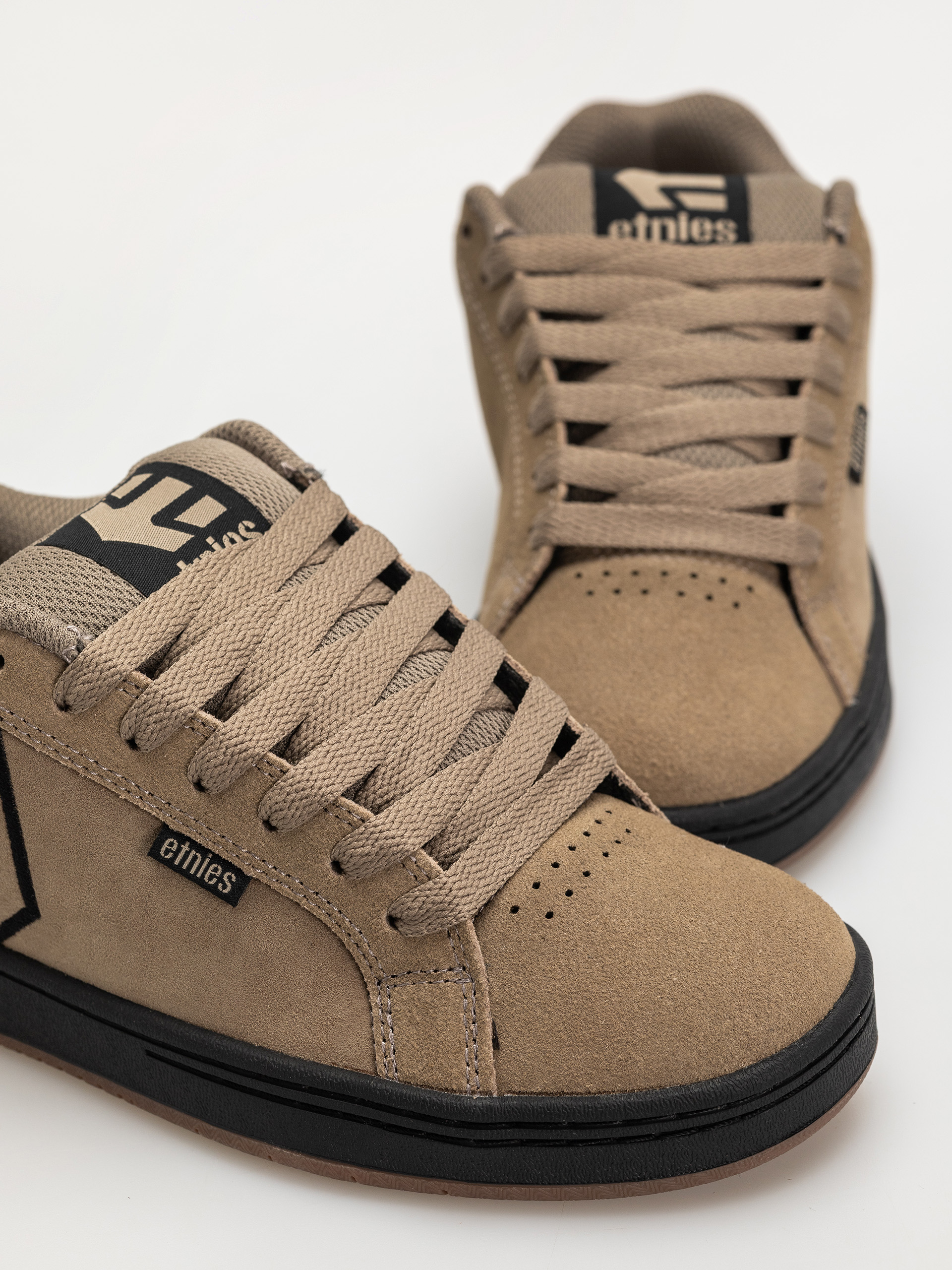 Etnies Shoes Fader (tan/black)