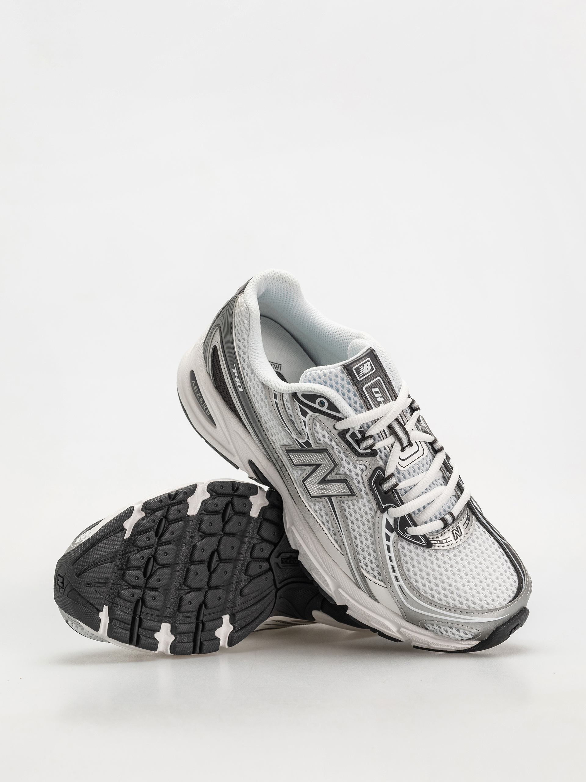 New Balance 740 Shoes (white)