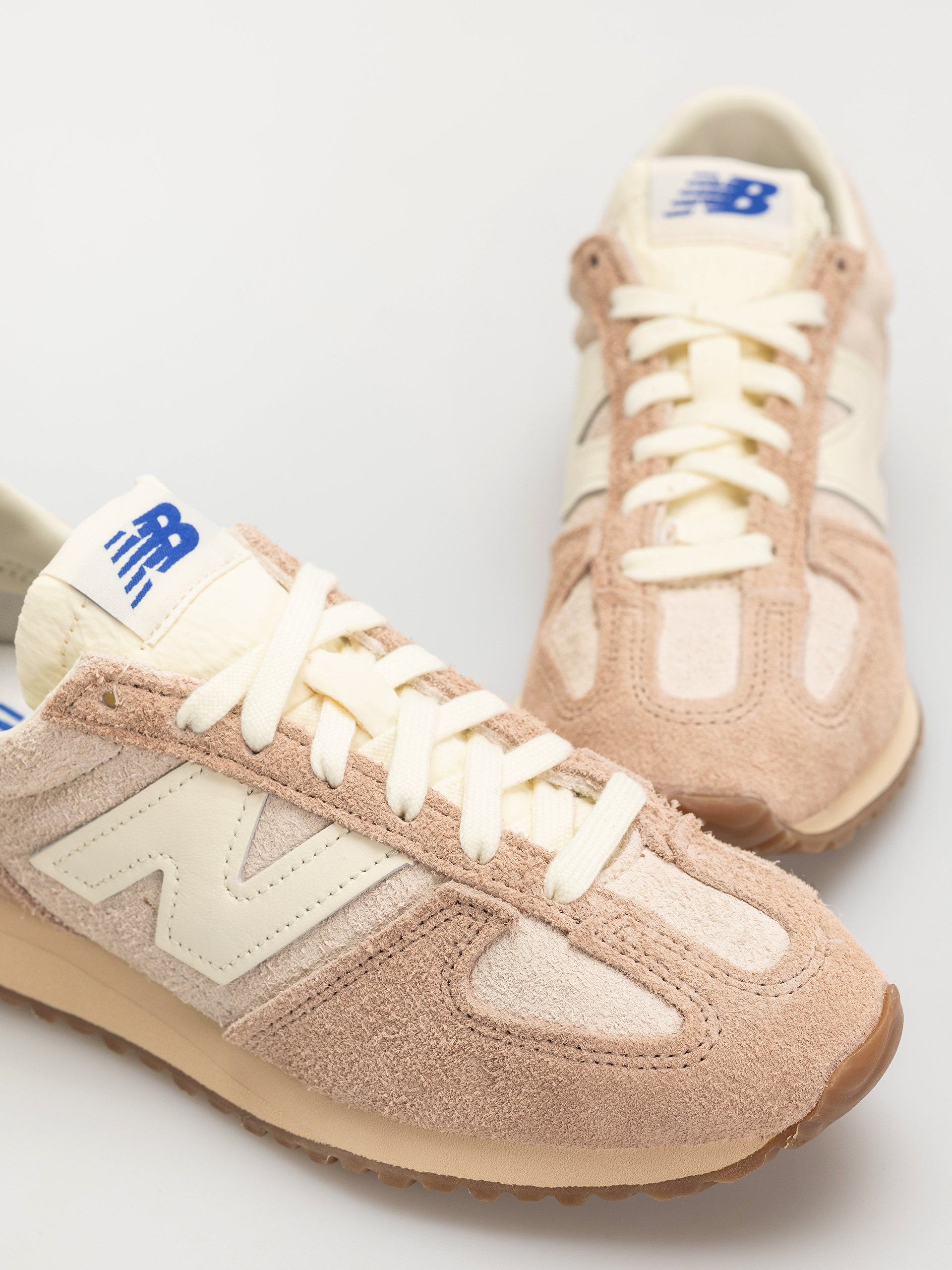 New Balance 471 Shoes (bisque)