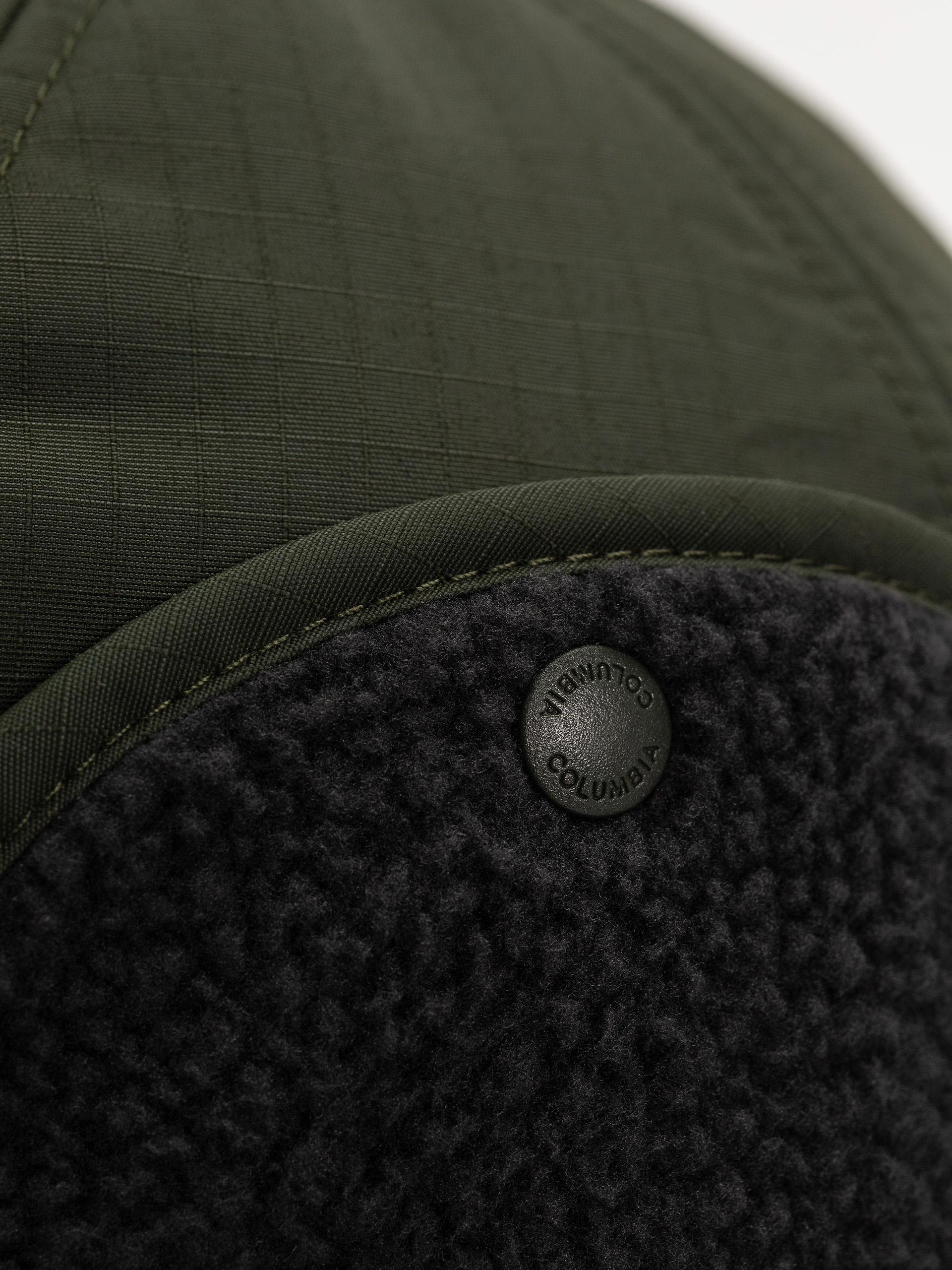 Columbia Landroamer Ear Flap Cap (greenscape)