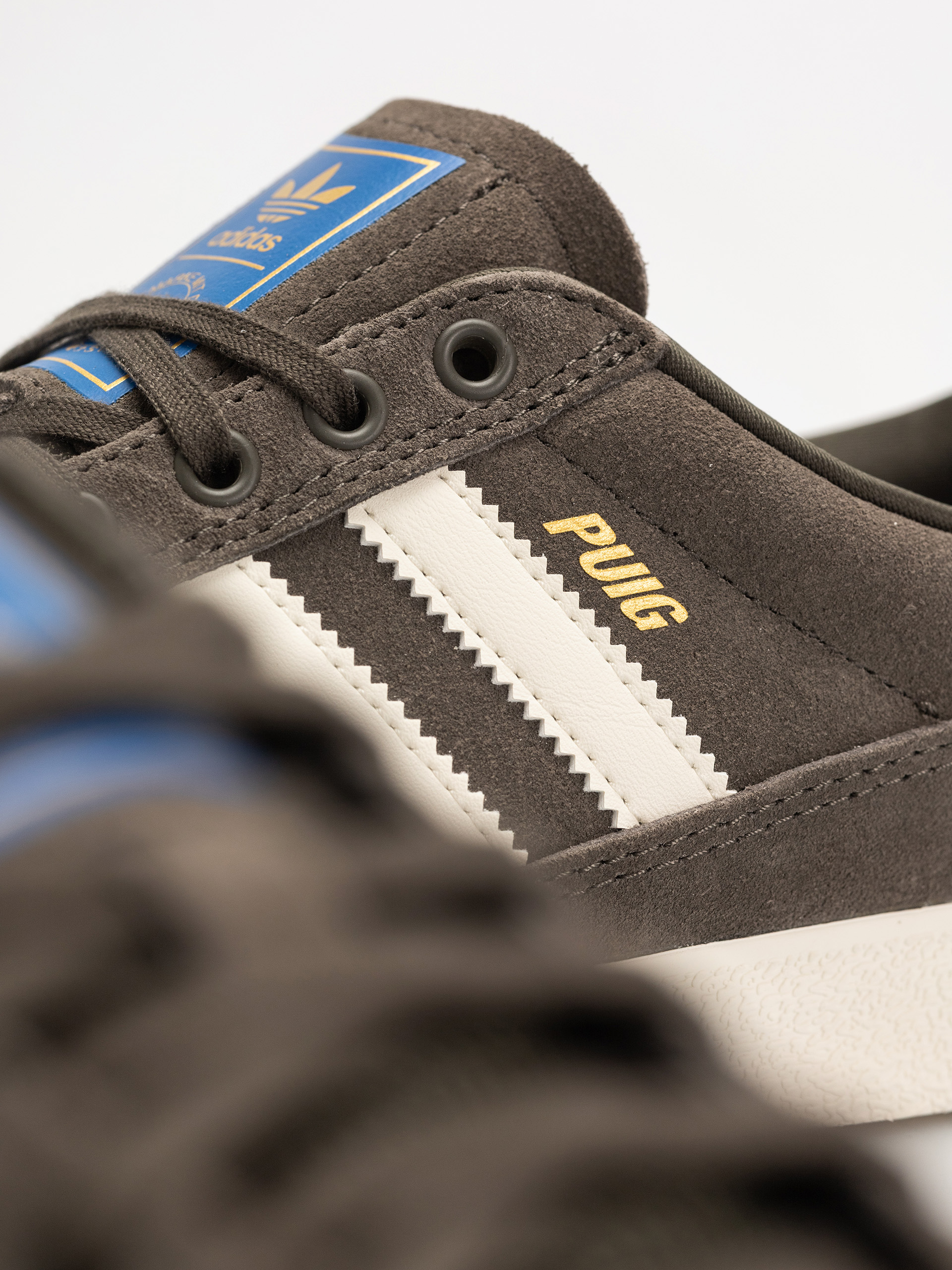 adidas Shoes Puig Indoor (shaoli/owhite/blubir)