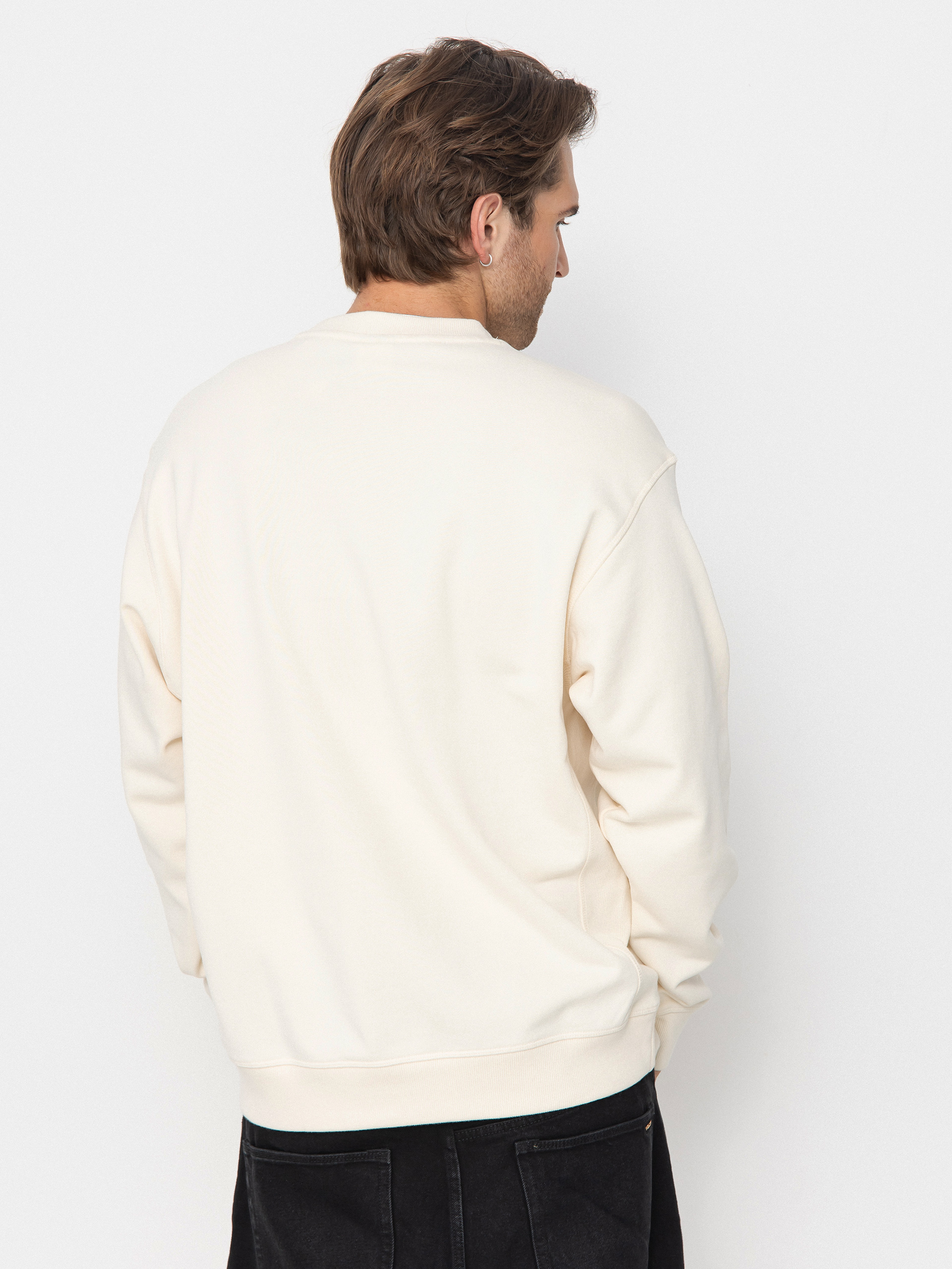 New Balance Athletics Premium Logo Crew Sweatshirt (white)