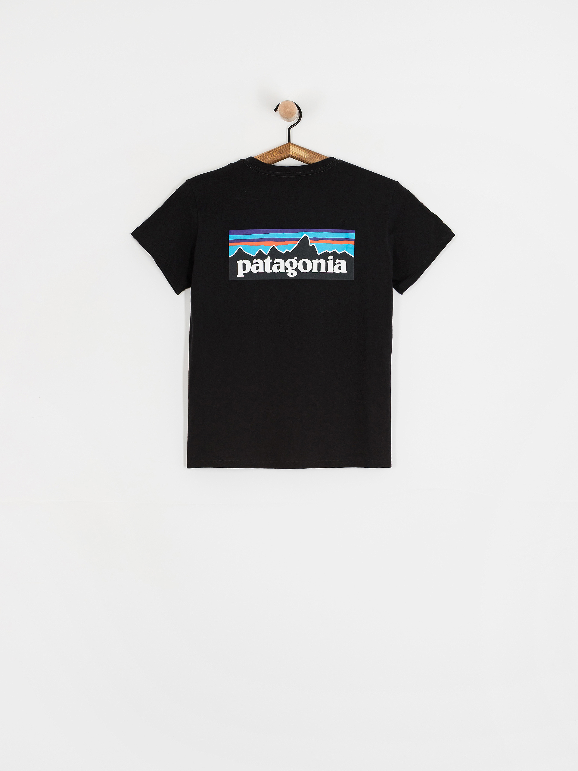 Patagonia T-Shirt P 6 Logo Responsibili Wmn (black)