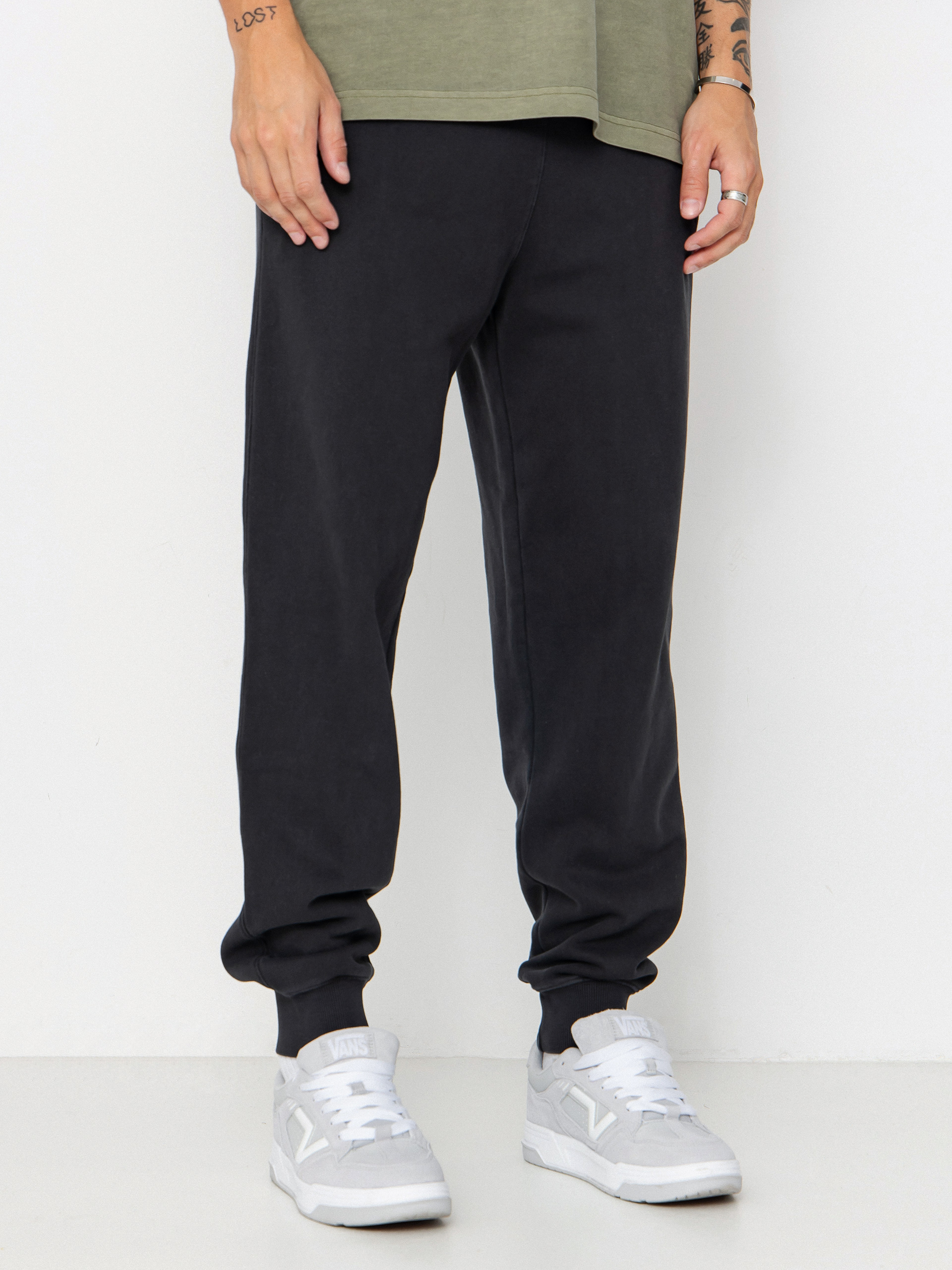 Fox Wordmark Fleece Jogger Pants (black)
