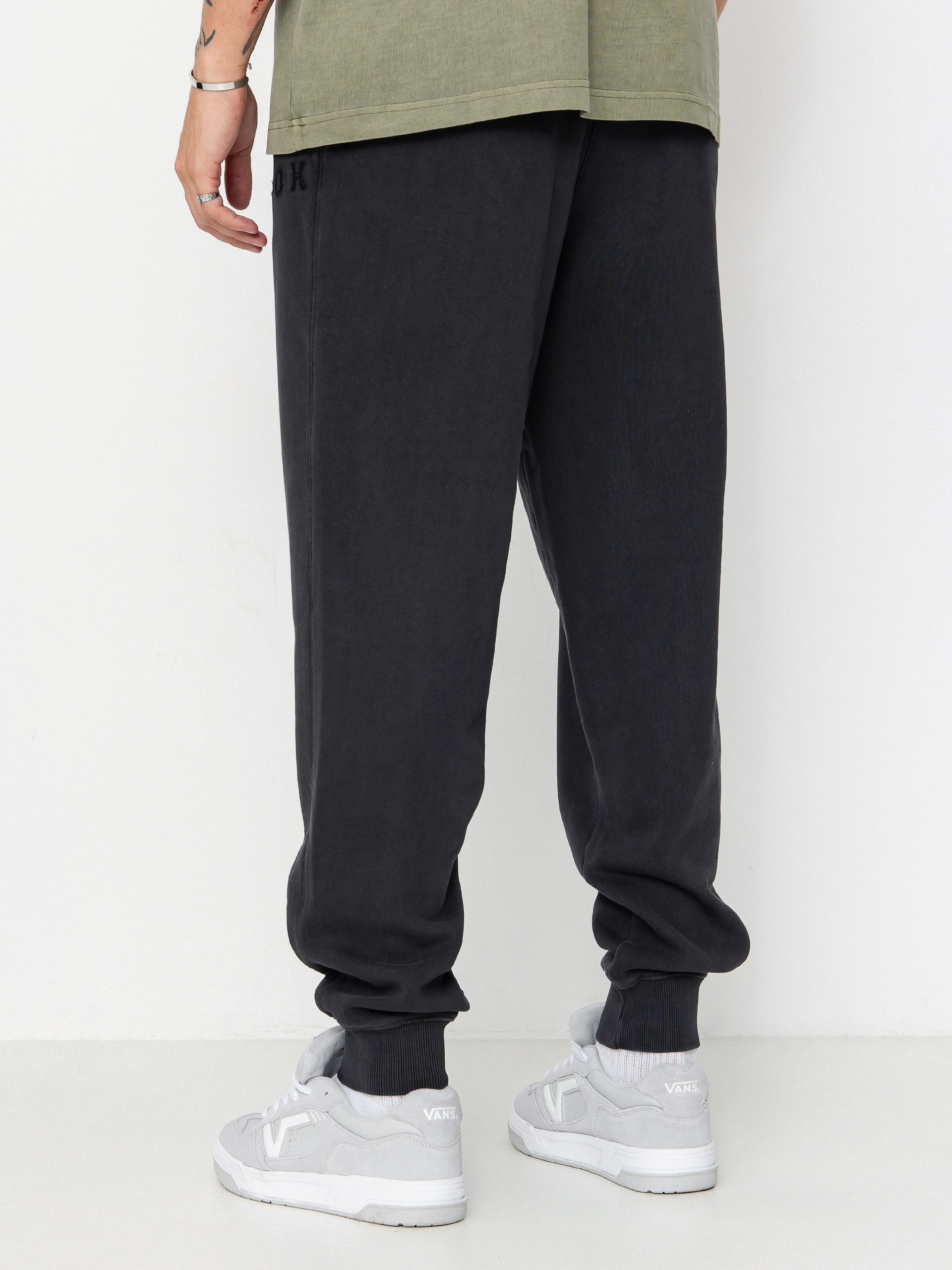 Fox Wordmark Fleece Jogger Pants (black)