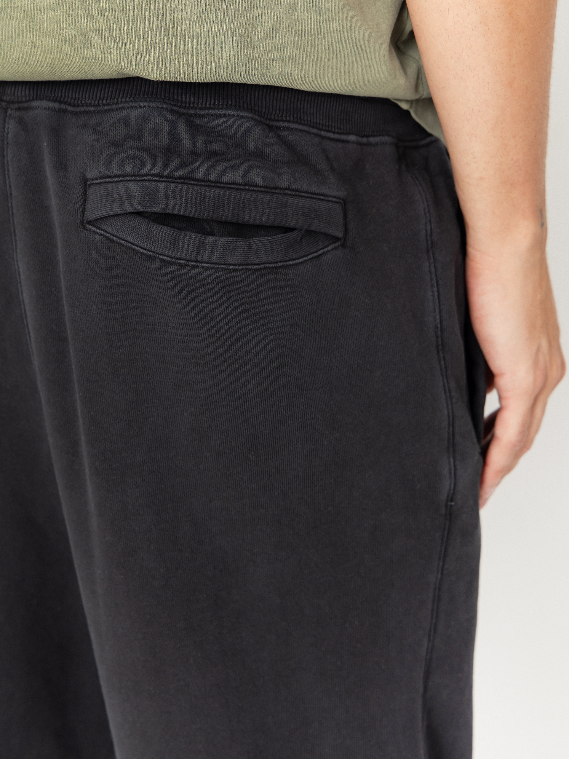 Fox Wordmark Fleece Jogger Pants (black)