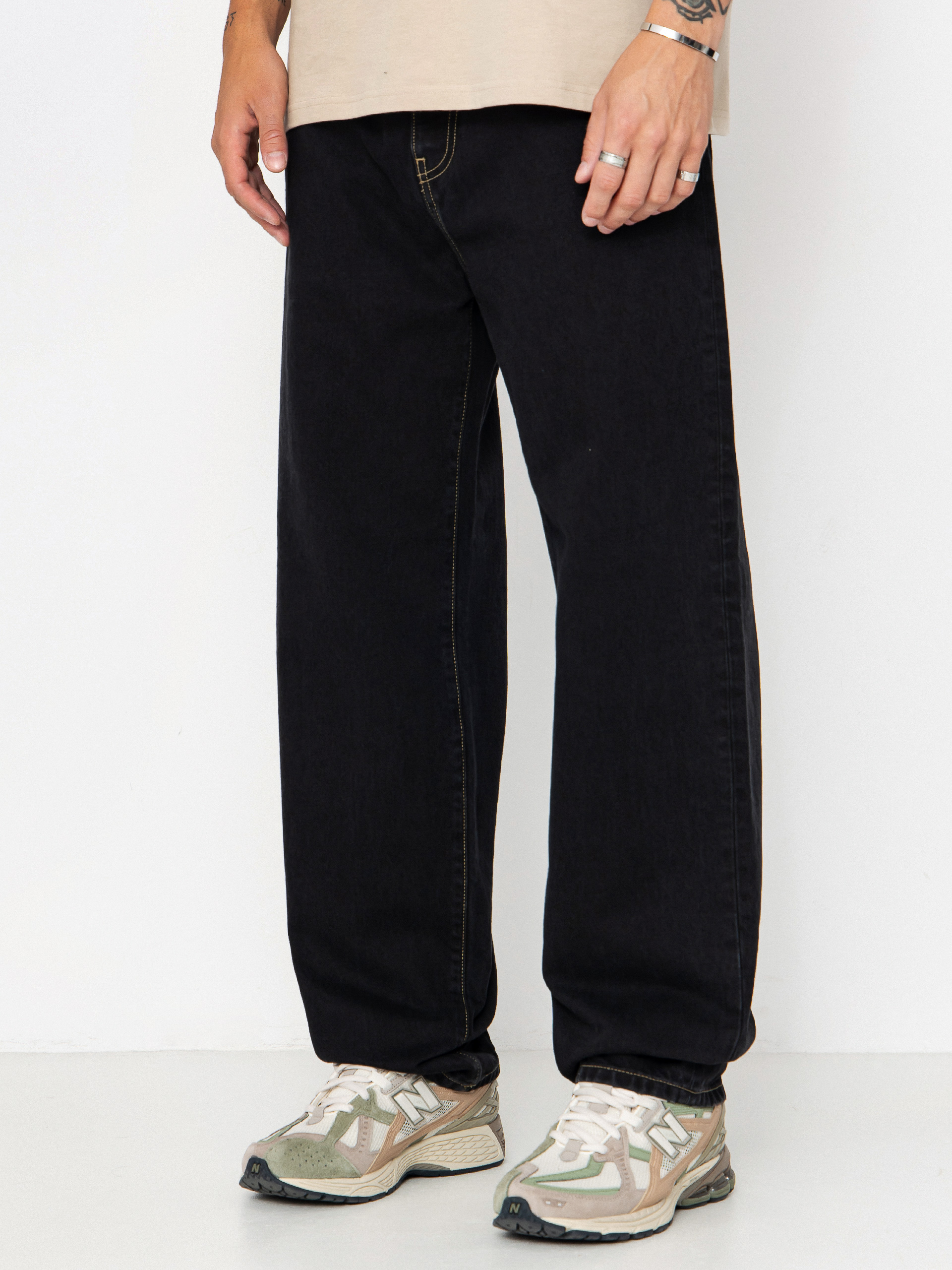 Carhartt WIP Aaron Pants (black/stone washed)