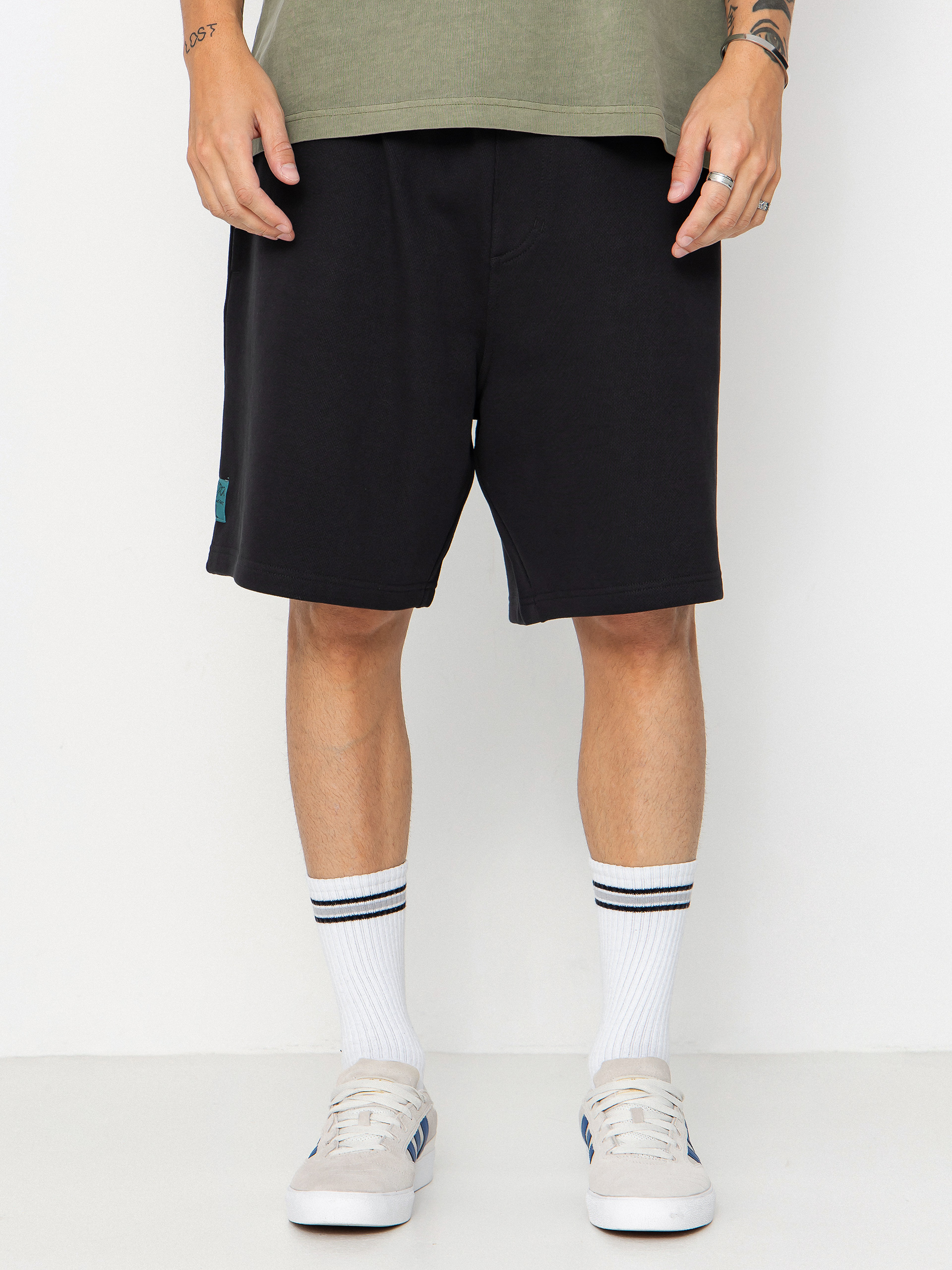 本日限定価格！FCRB GRAMICCI TEAM SHORTS ブラック FCRB x GRAMICCI Team shorts