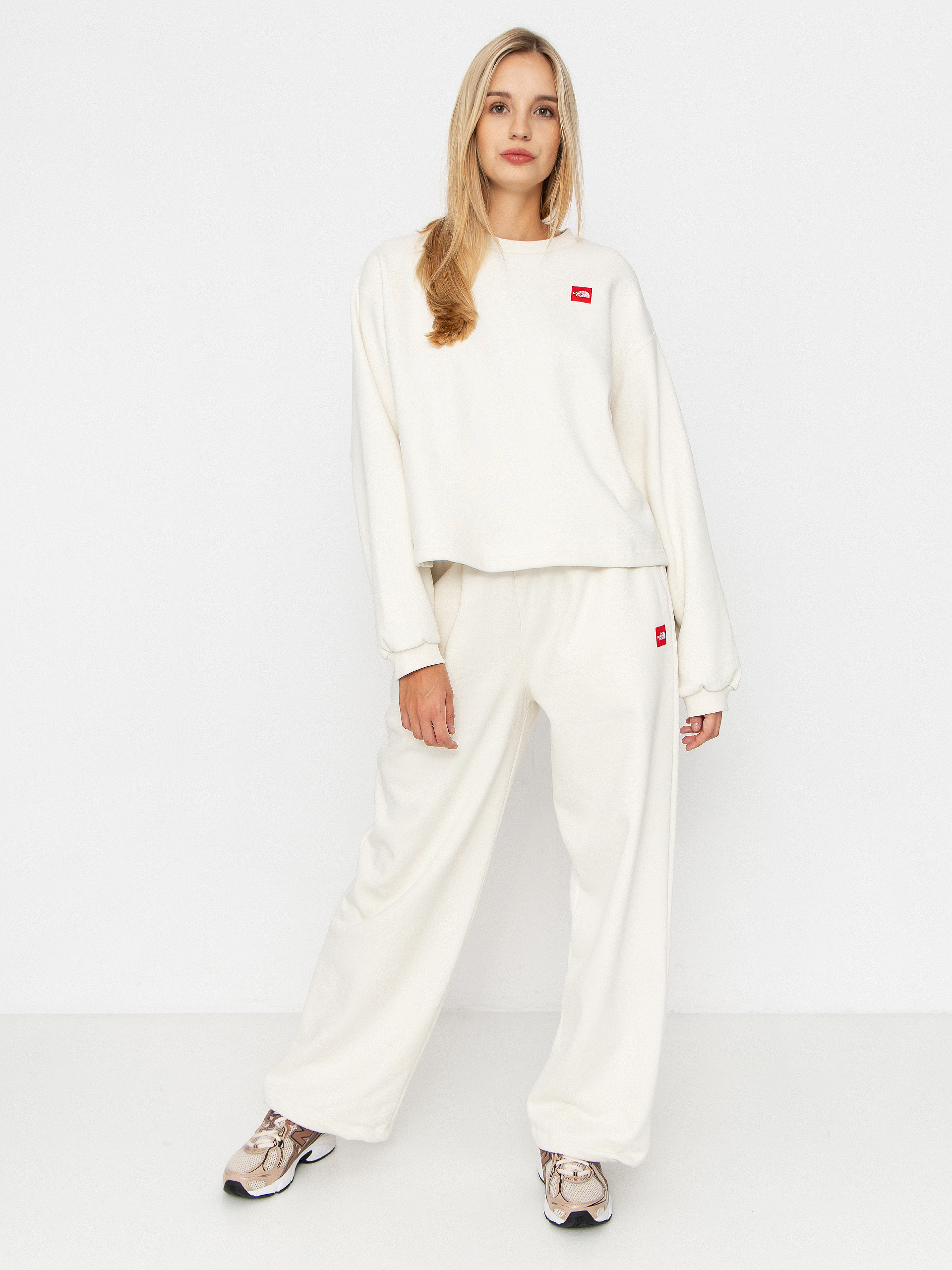 The North Face Red Box Sweatshirt (white dune)