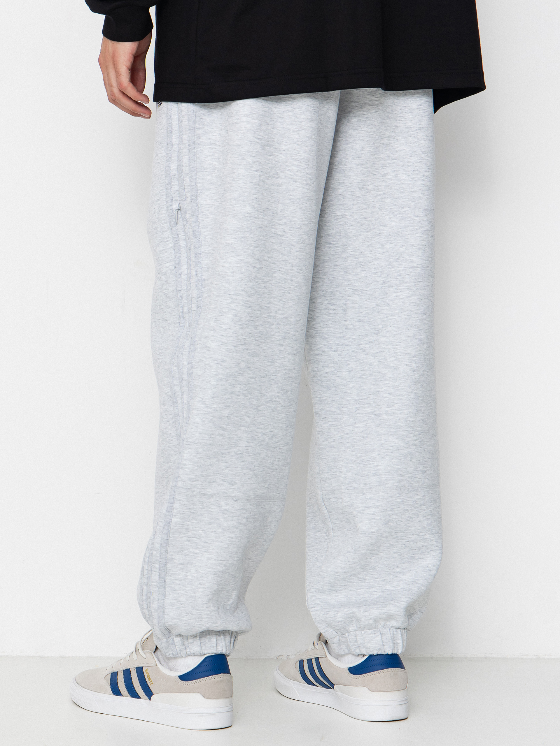 adidas Tech Fleece Pants - grey (lgreyh/black)