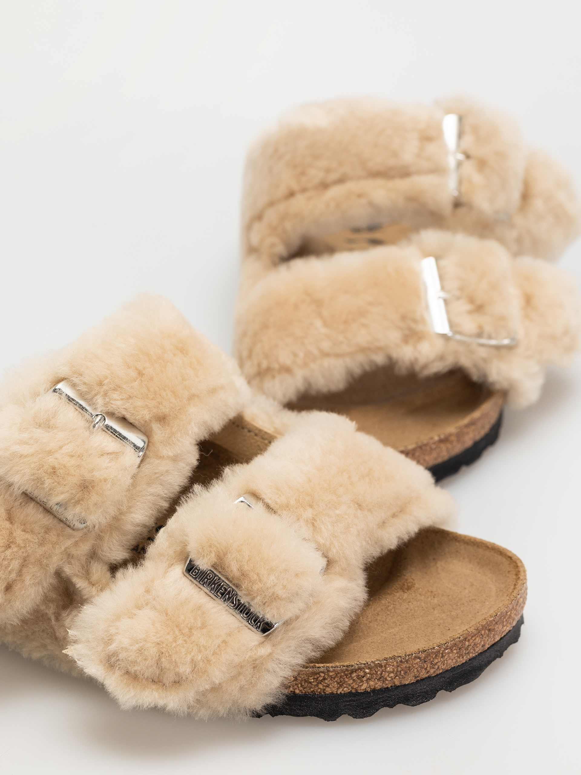 Birkenstock Arizona Shearling Cover Upper Narrow Flip flops Wmn (sandcastle)