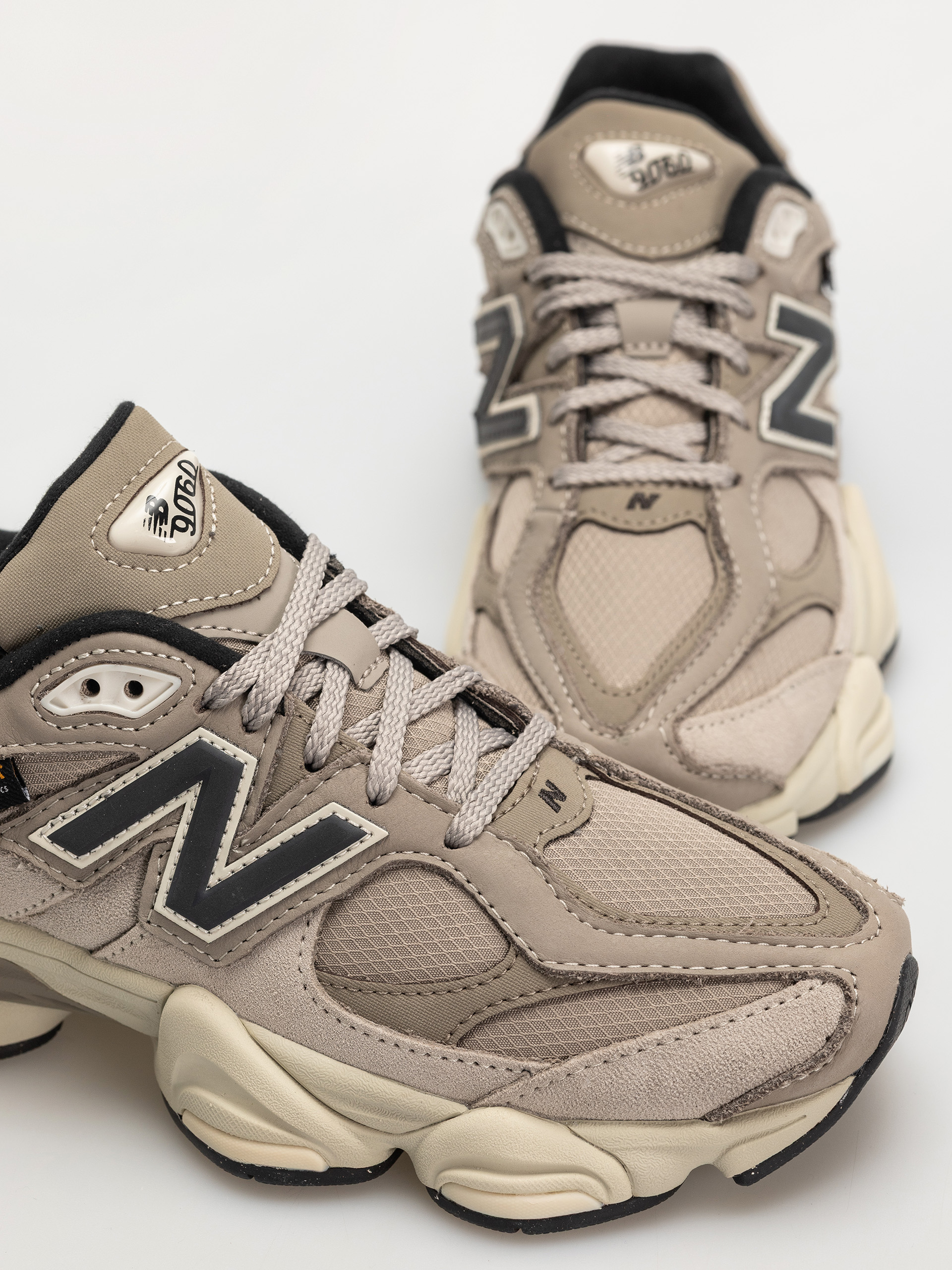 New Balance 9060 Schuhe (arid stone)