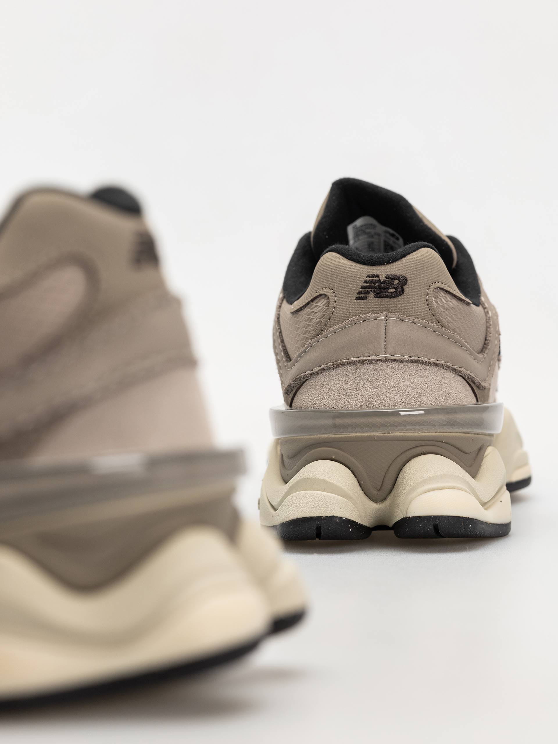 New Balance 9060 Schuhe (arid stone)
