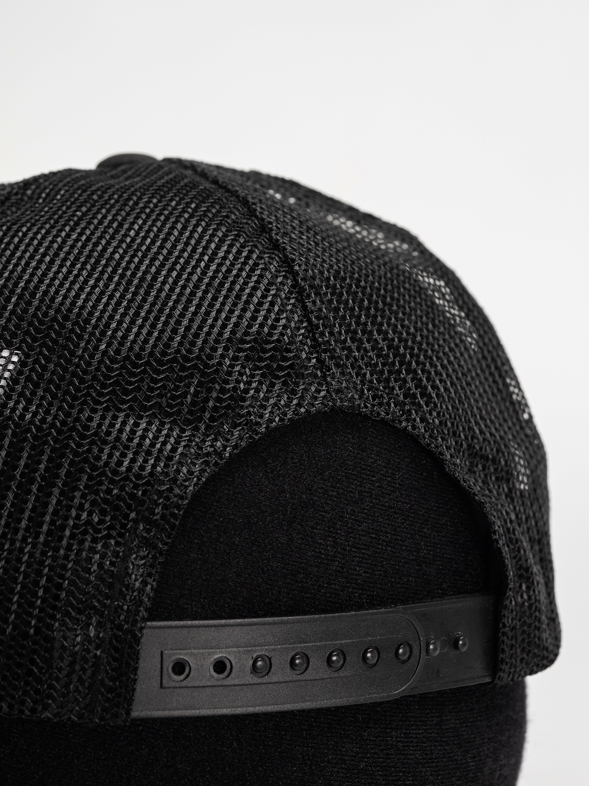 RipNDip Nerm Wheels Trucker Cap (black)