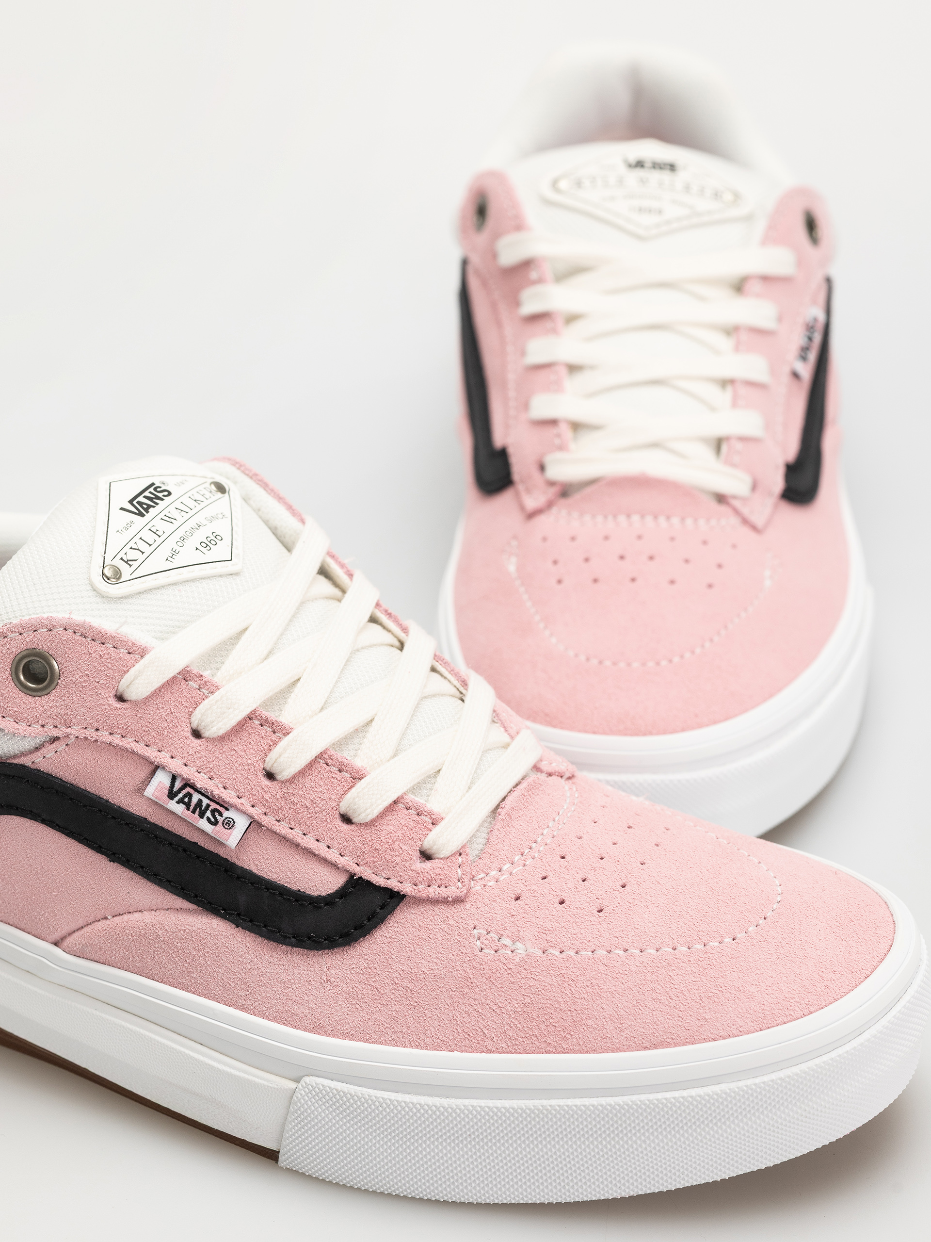Vans Skate Kyle Walker Wafflecup Shoes (pink)