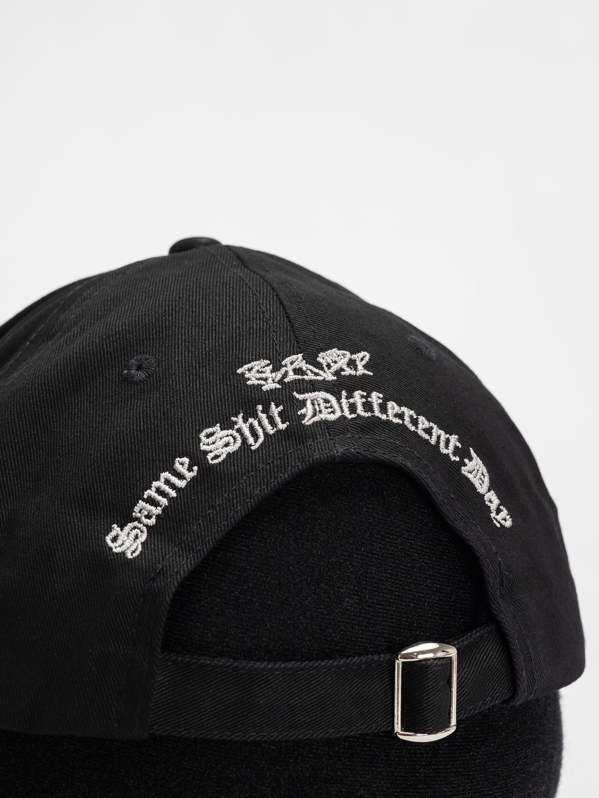 RipNDip Different Day Dad Cap (black)