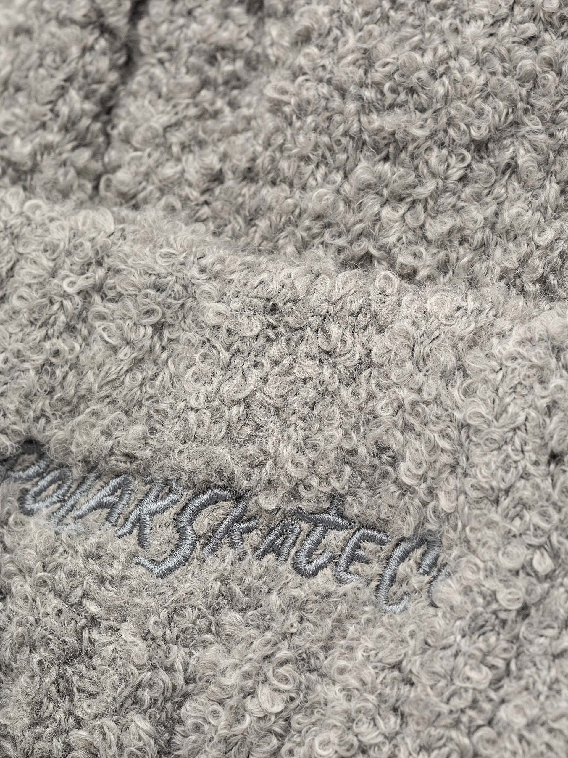 Polar Skate Beanie Fluff (grey)